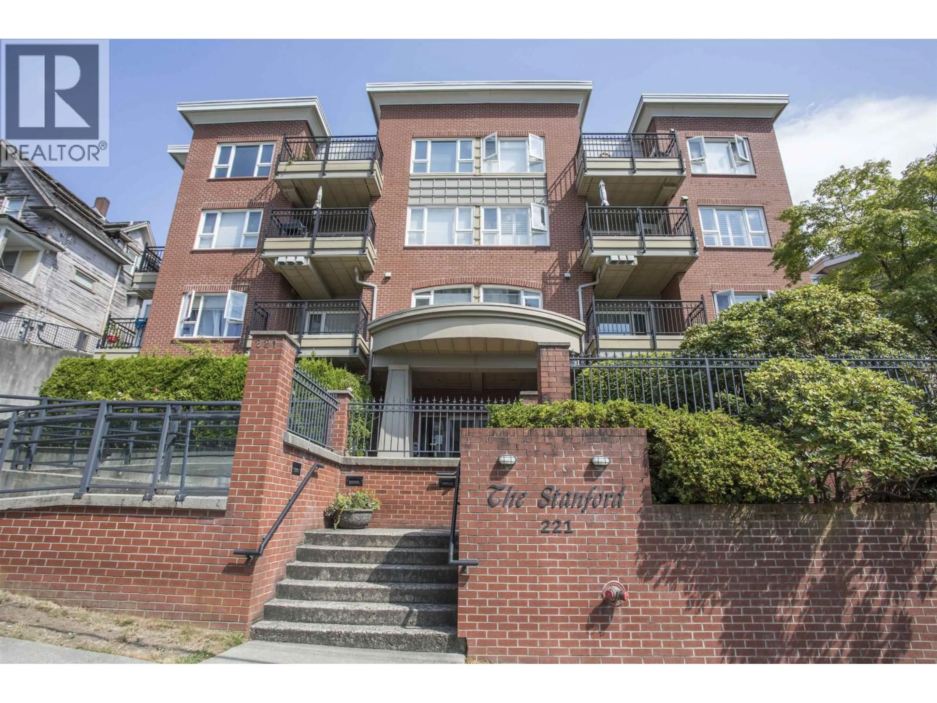 Unknown for 606 - 221 ELEVENTH STREET, New Westminster British Columbia V3M4C8
