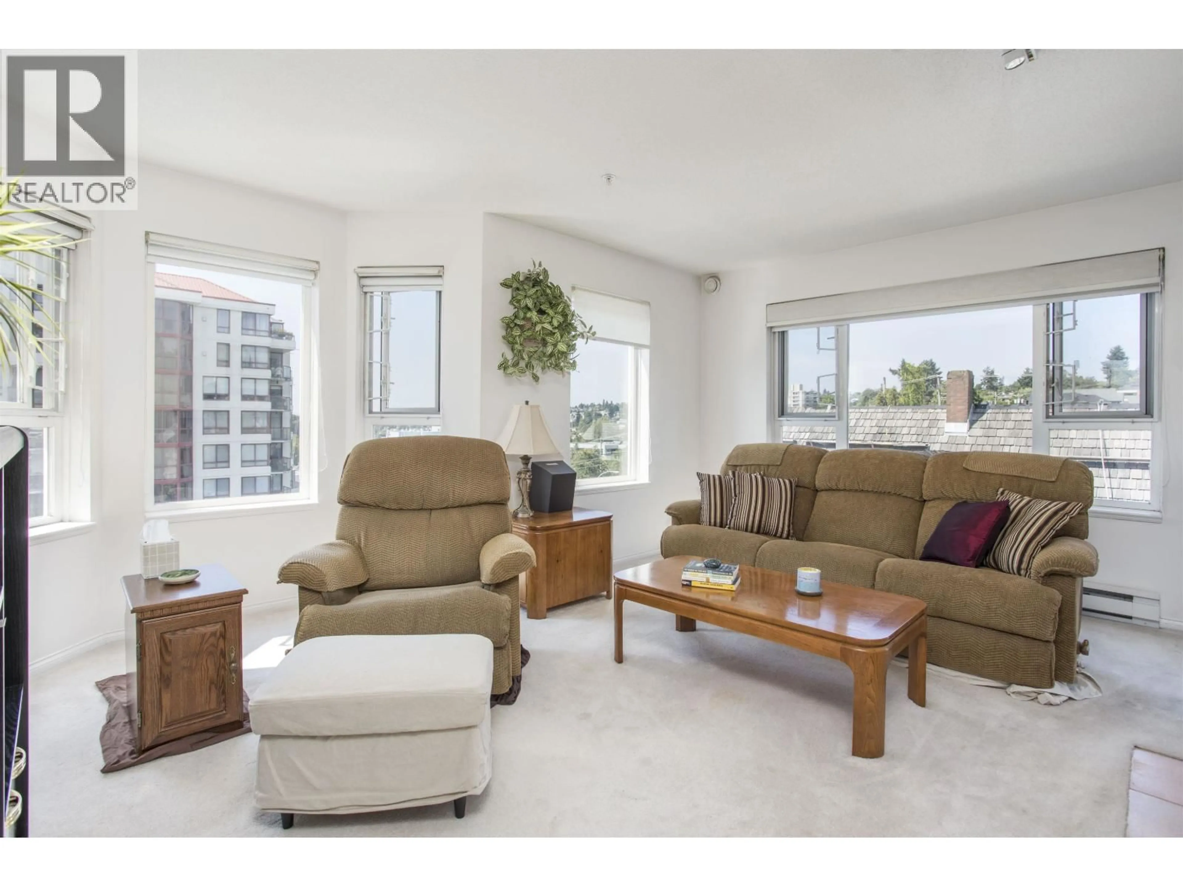 Living room with furniture, unknown for 606 - 221 ELEVENTH STREET, New Westminster British Columbia V3M4C8