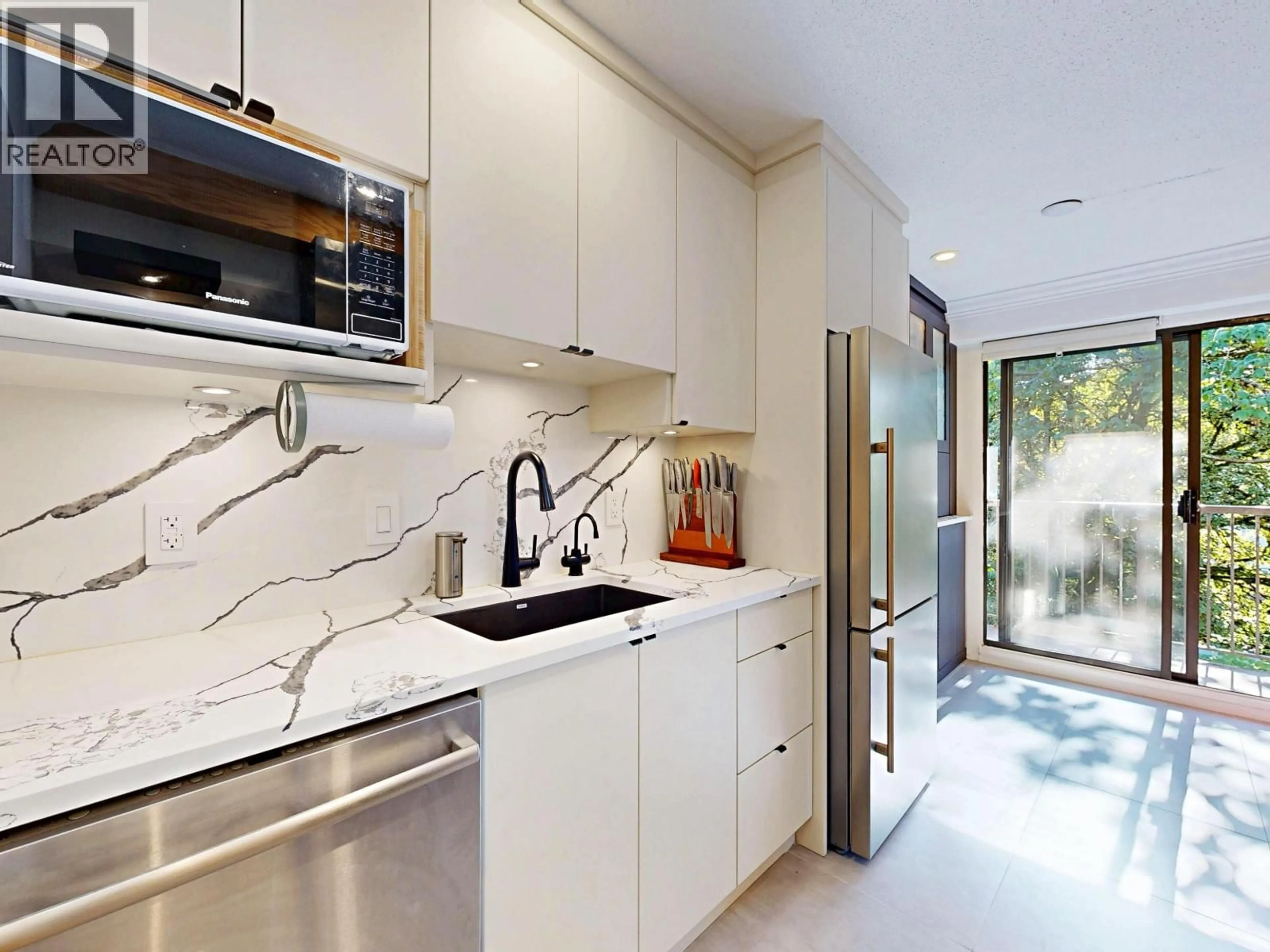 Contemporary kitchen, ceramic/tile floor for 204 - 252 2ND STREET, North Vancouver British Columbia V7M1C8