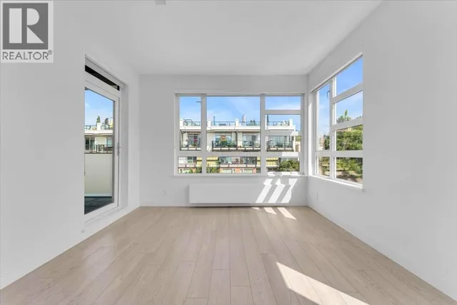 315 - 711 14TH STREET, North Vancouver 2