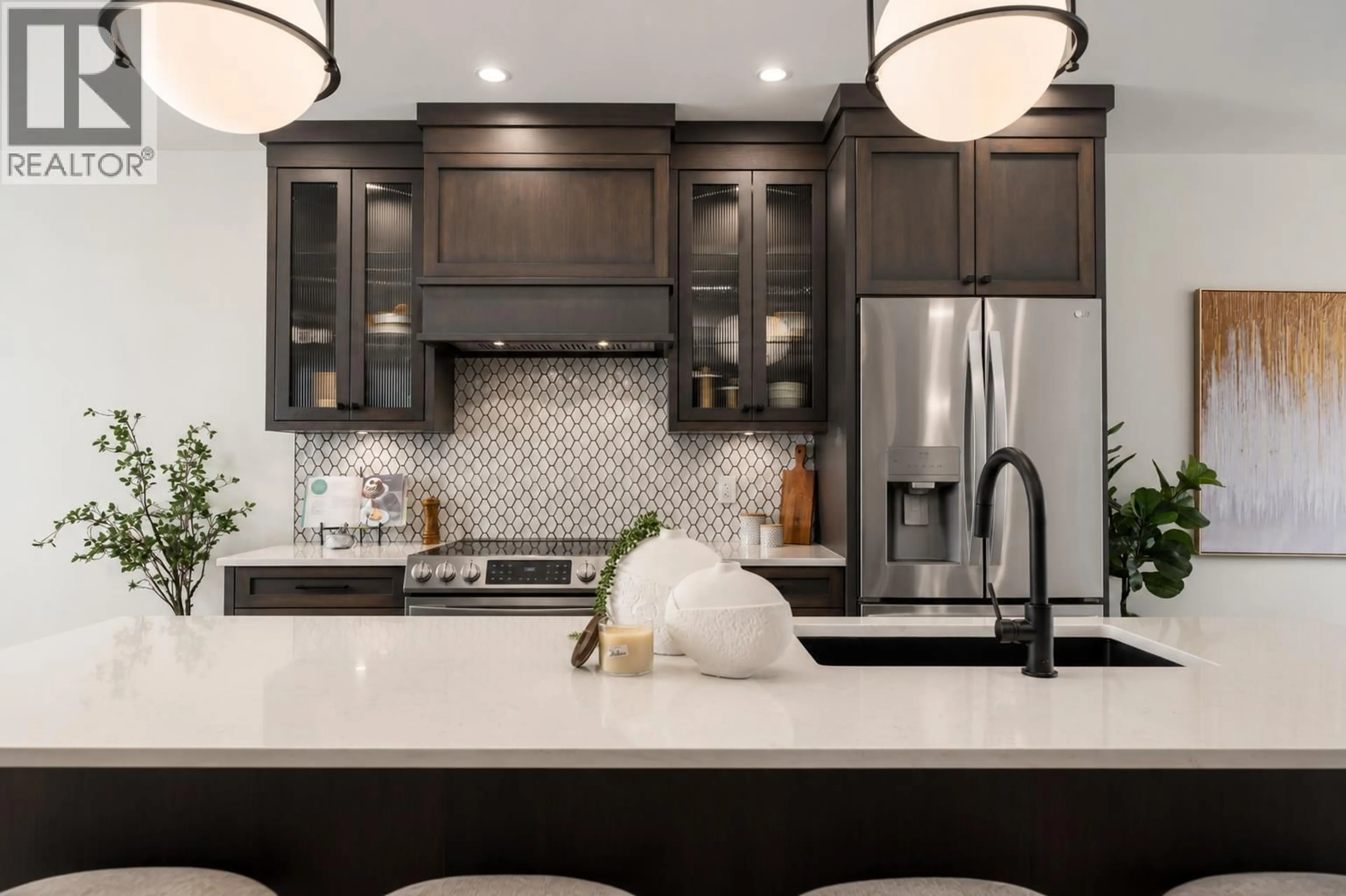 Contemporary kitchen, ceramic/tile floor for 102 - 903 EDGAR AVENUE, Coquitlam British Columbia V3K2K1