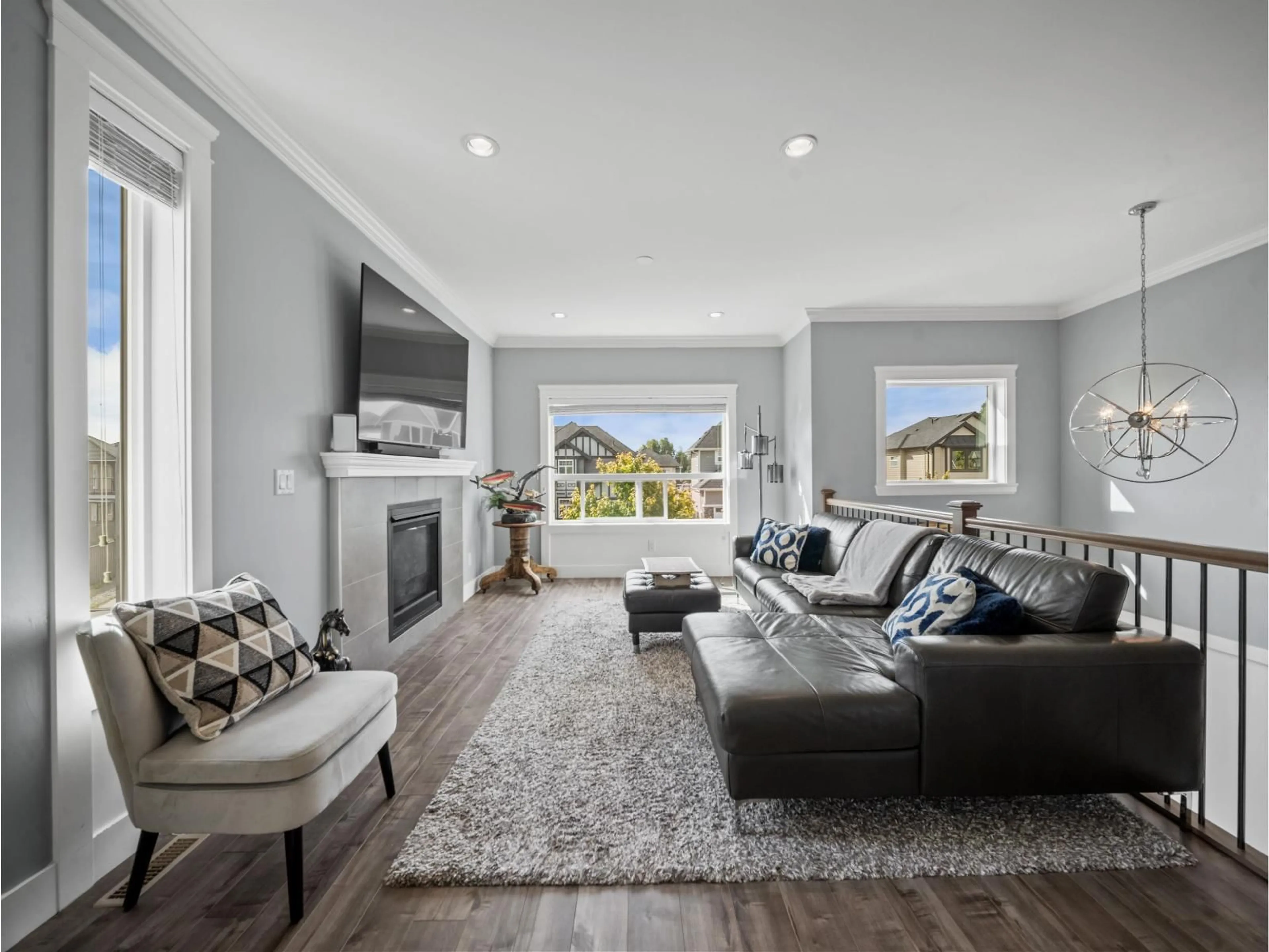 Living room with furniture, unknown for 27649 LUNDEBERG AVENUE, Abbotsford British Columbia V4X0B8