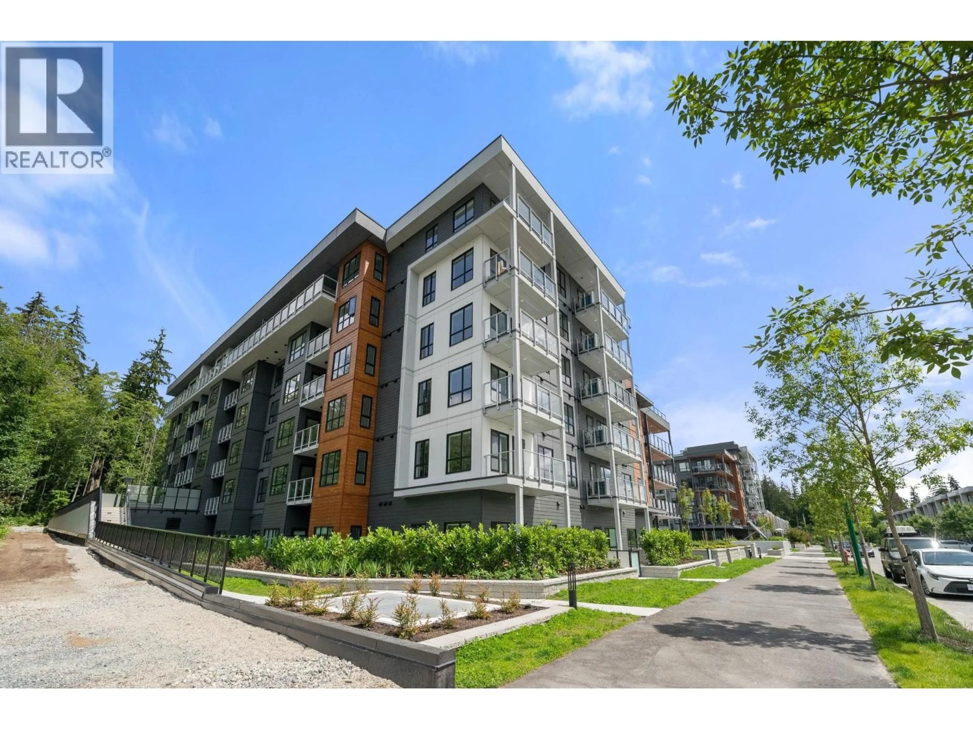 Unknown for 404 - 3594 MALSUM DRIVE, North Vancouver British Columbia V7G0B4