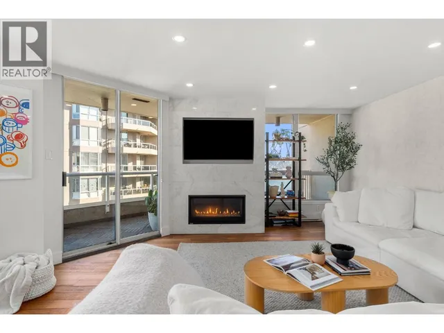1704 - 1245 QUAYSIDE DRIVE, New Westminster 3