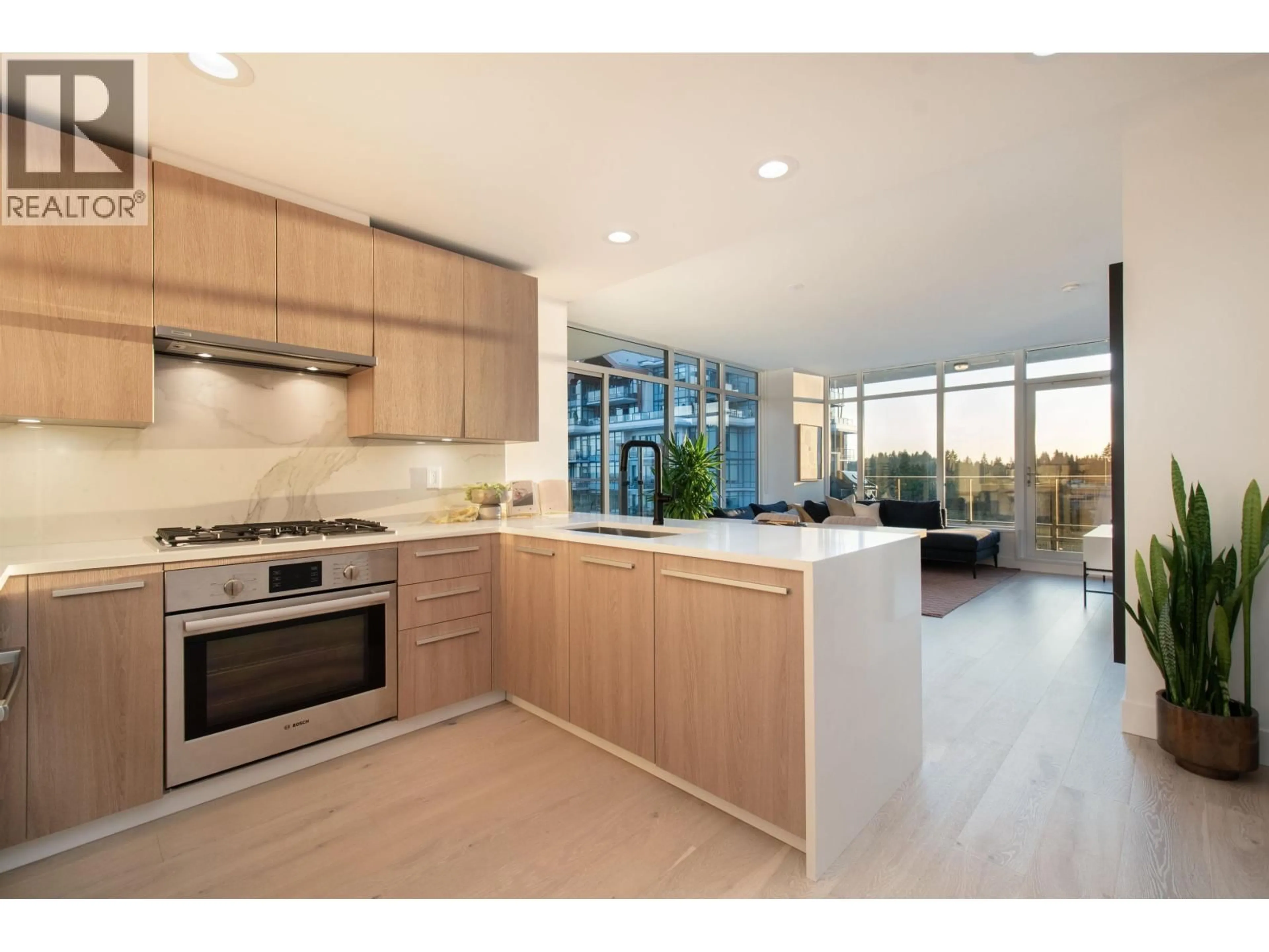 Open concept kitchen, ceramic/tile floor for 908 - 2785 LIBRARY LANE, North Vancouver British Columbia V7J0C3