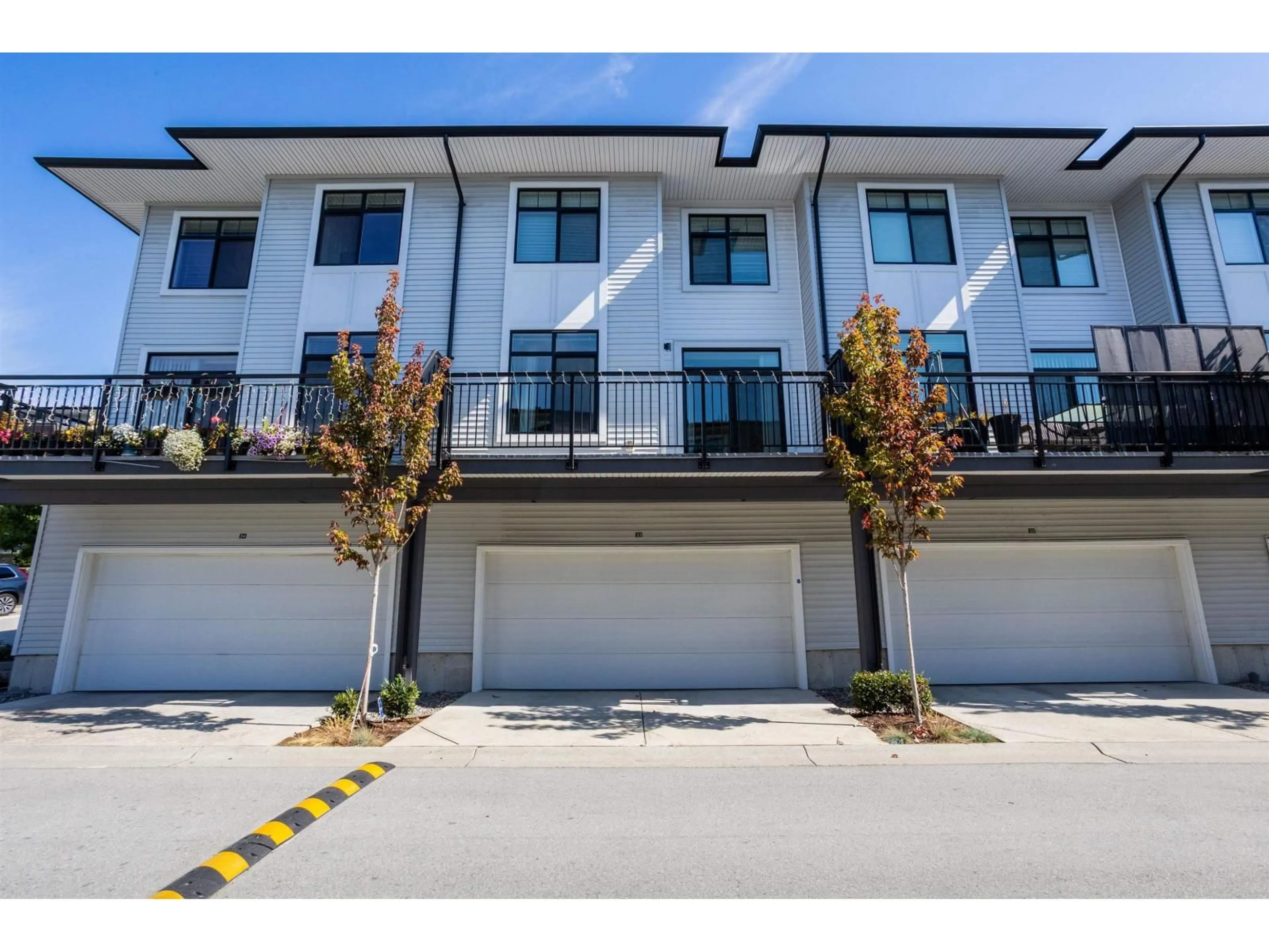 Unknown for 33 - 15235 SITKA DRIVE, Surrey British Columbia V3S0A9
