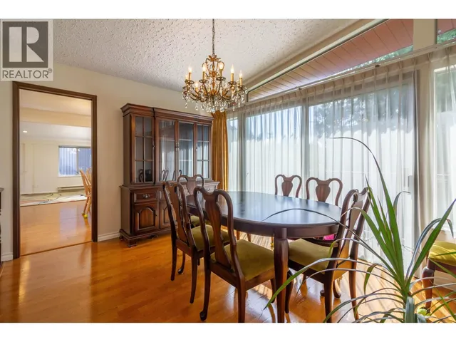 7107 BROADWAY, Burnaby 4