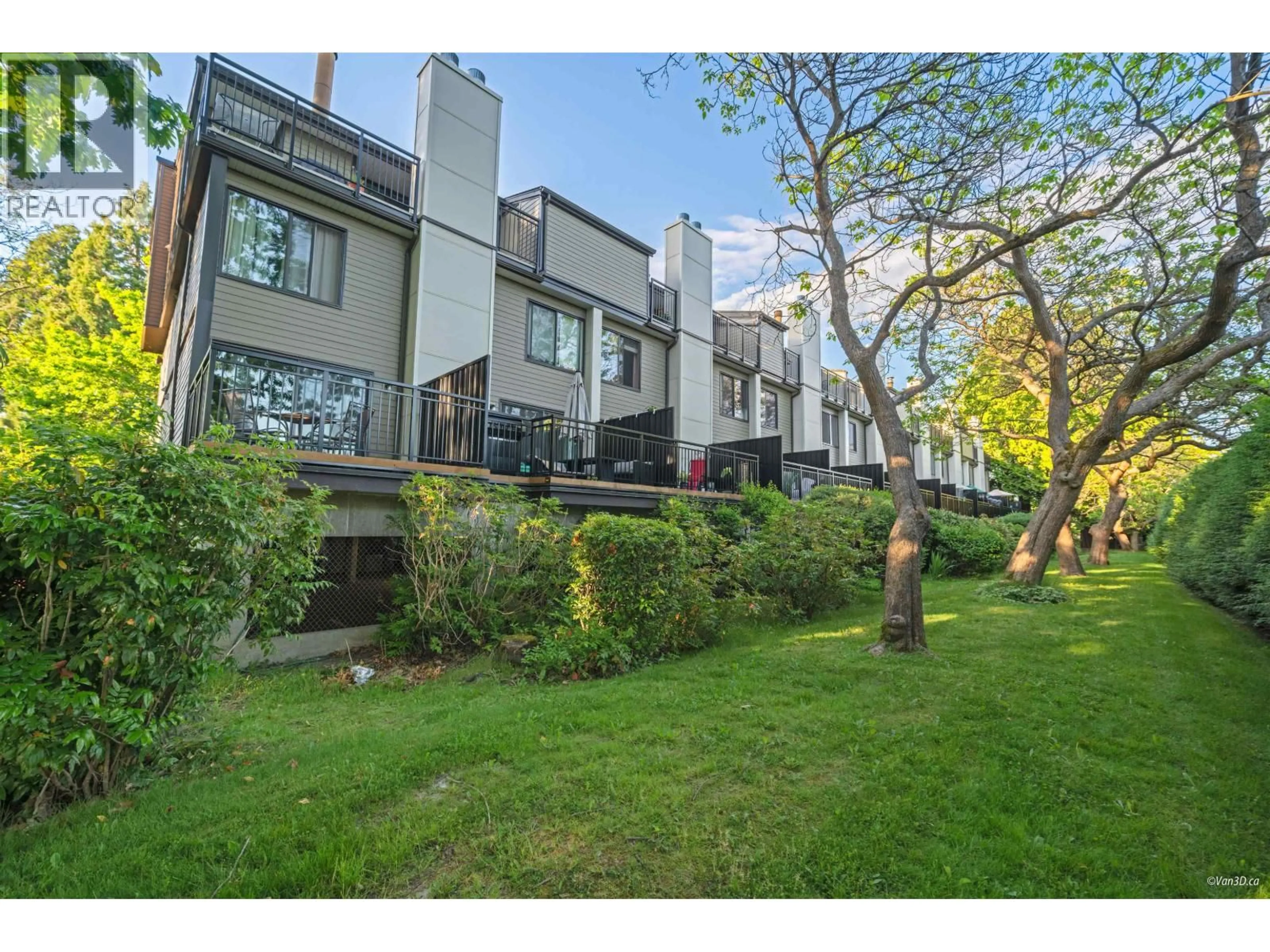 A pic from outside/outdoor area/front of a property/back of a property/a pic from drone, unknown for 112 - 7891 NO. 1 ROAD, Richmond British Columbia V7C1T7