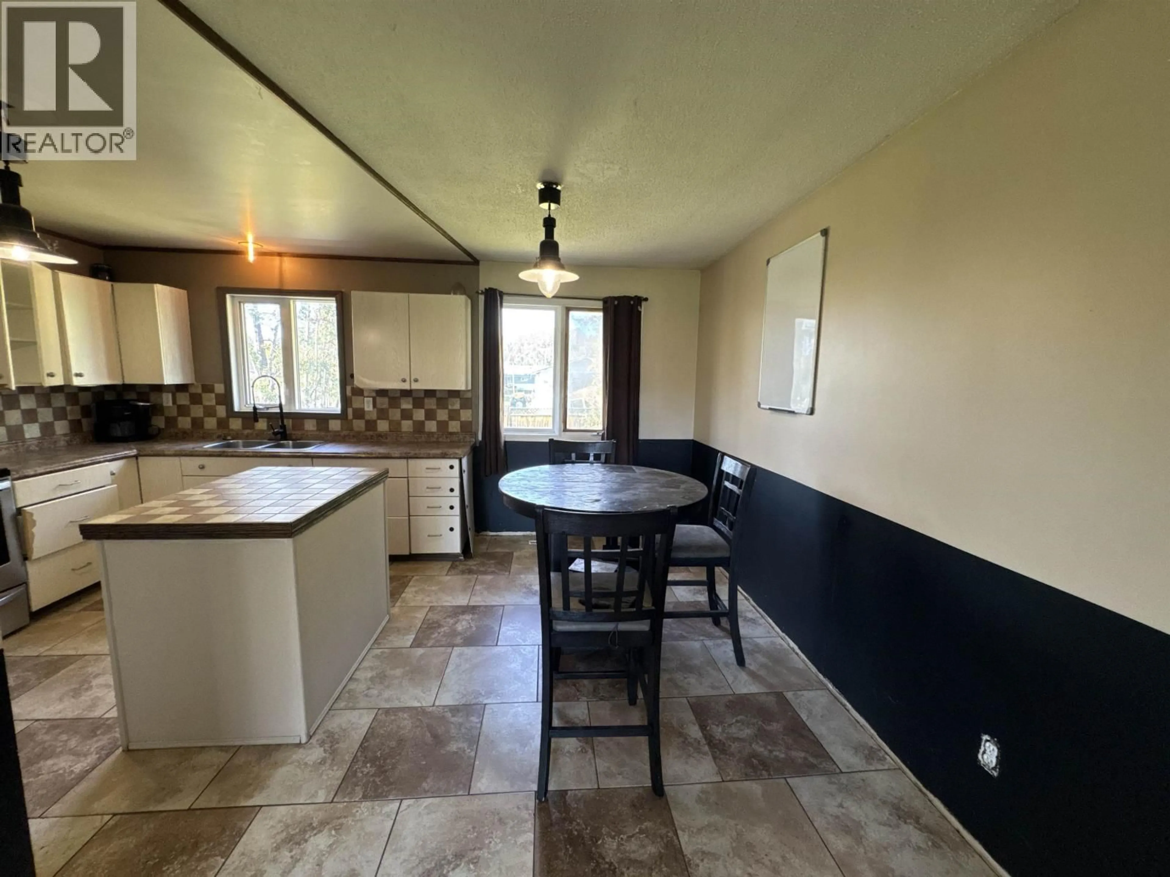 A pic of a room for 9707 WILLOW ROAD, Fort St. John British Columbia V1J8A5