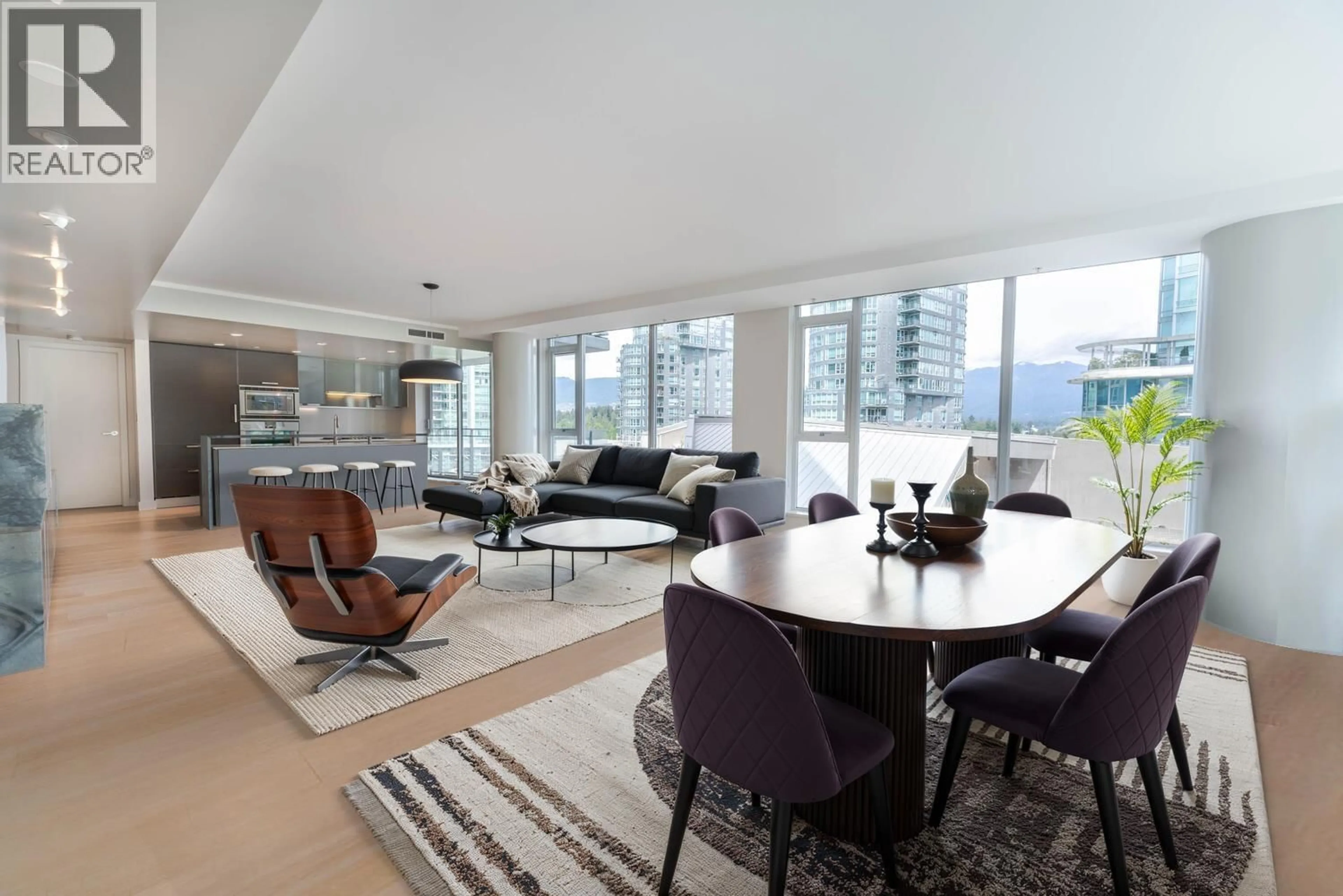 Living room with furniture, unknown for 702 - 1499 PENDER STREET, Vancouver British Columbia V6G0A7