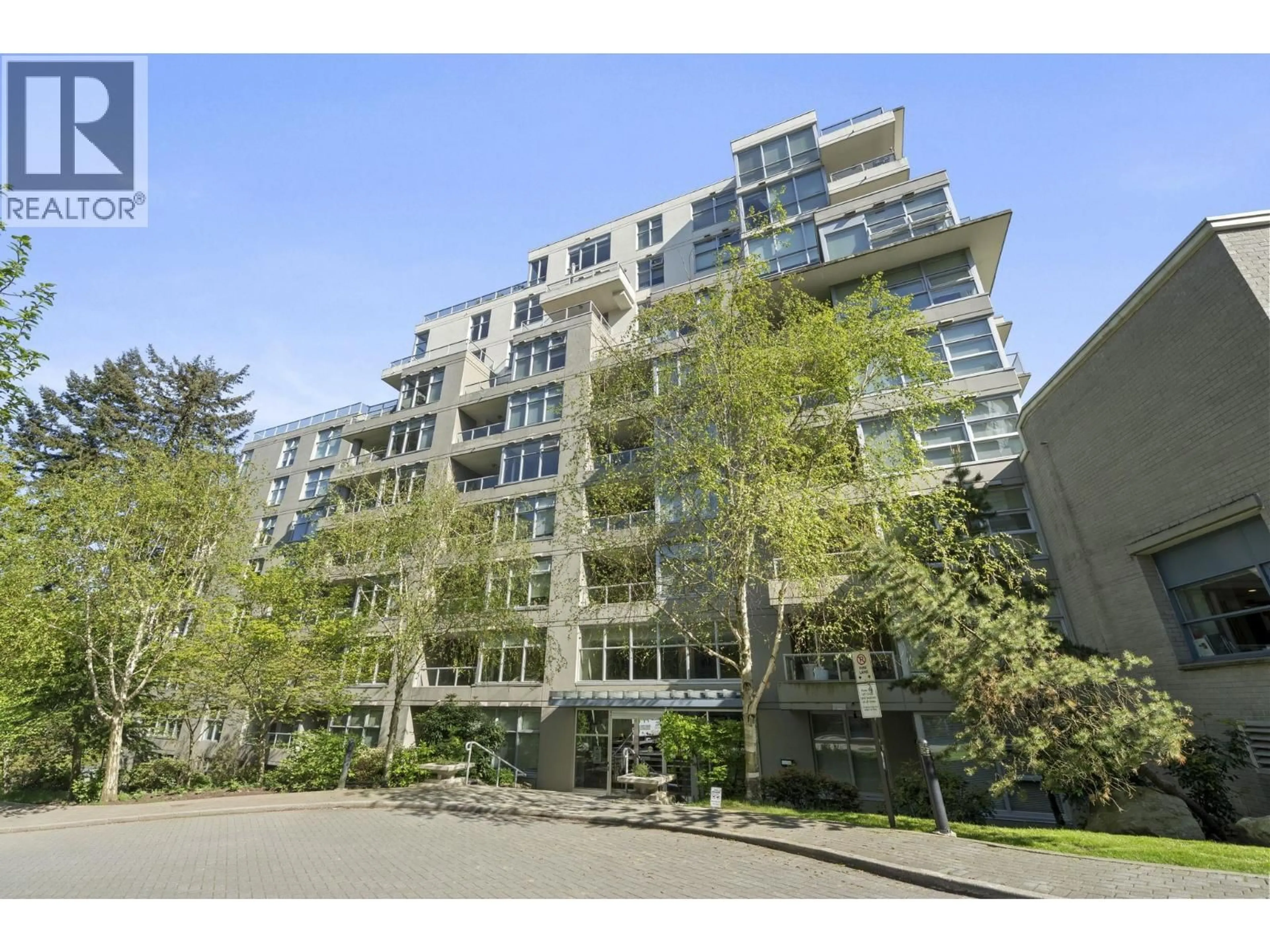 Unknown for 605 - 9262 UNIVERSITY CRESCENT, Burnaby British Columbia V5A0A4