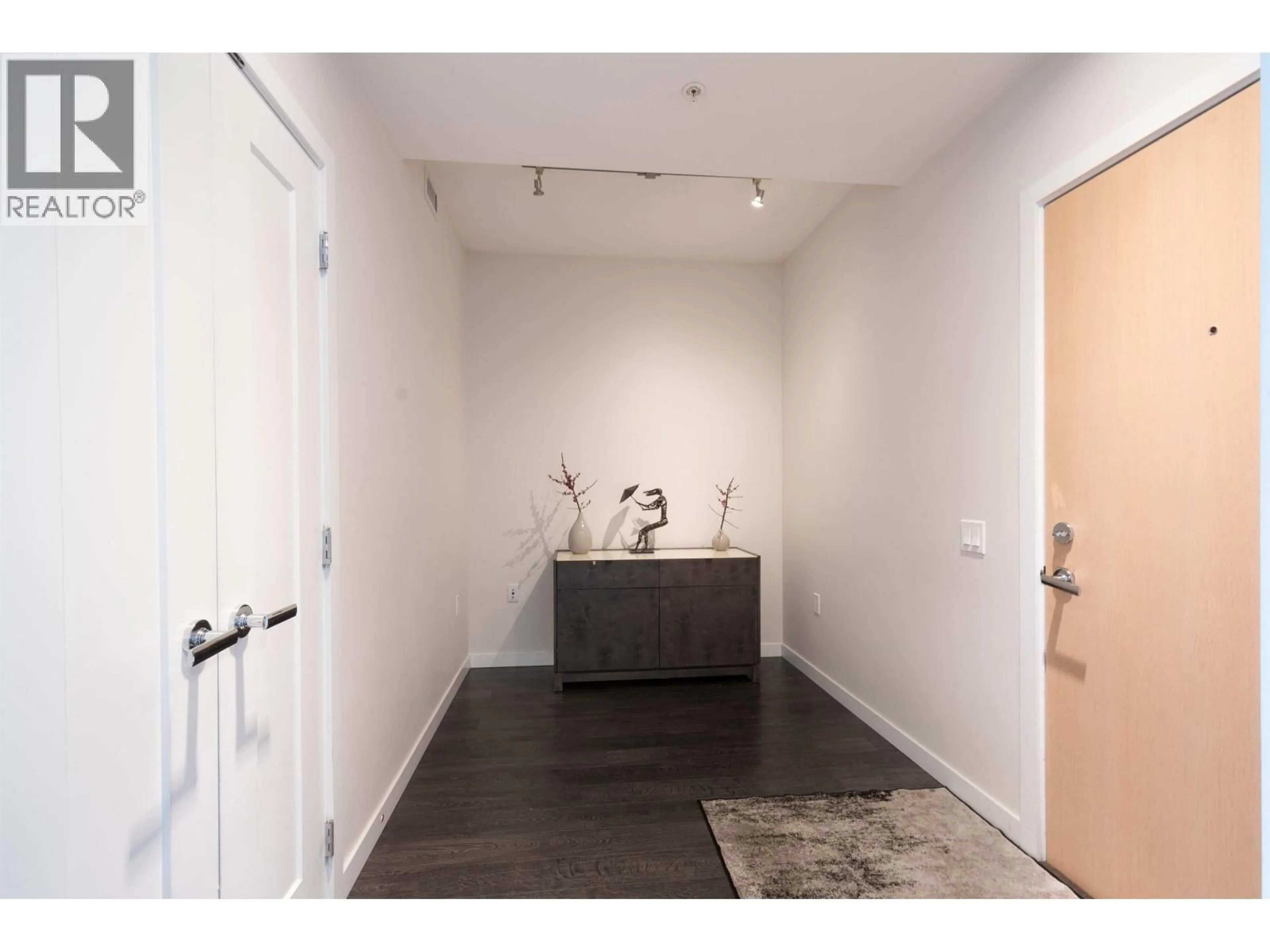 Unknown for 305 - 3873 CATES LANDING WAY, North Vancouver British Columbia V7G0A6