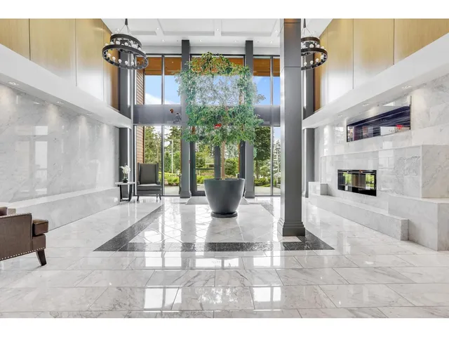 216 - 14855 THRIFT AVENUE, White Rock 2