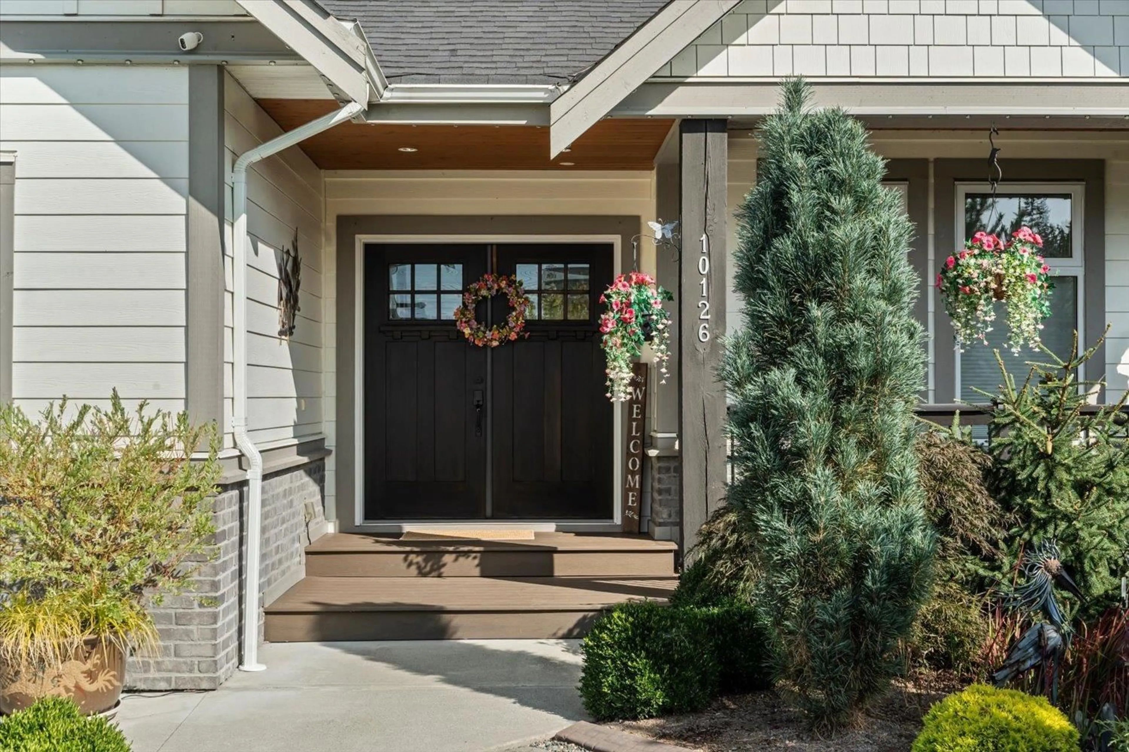 Indoor entryway for 10126 ROYALWOOD BOULEVARD, Chilliwack British Columbia V0X1X1