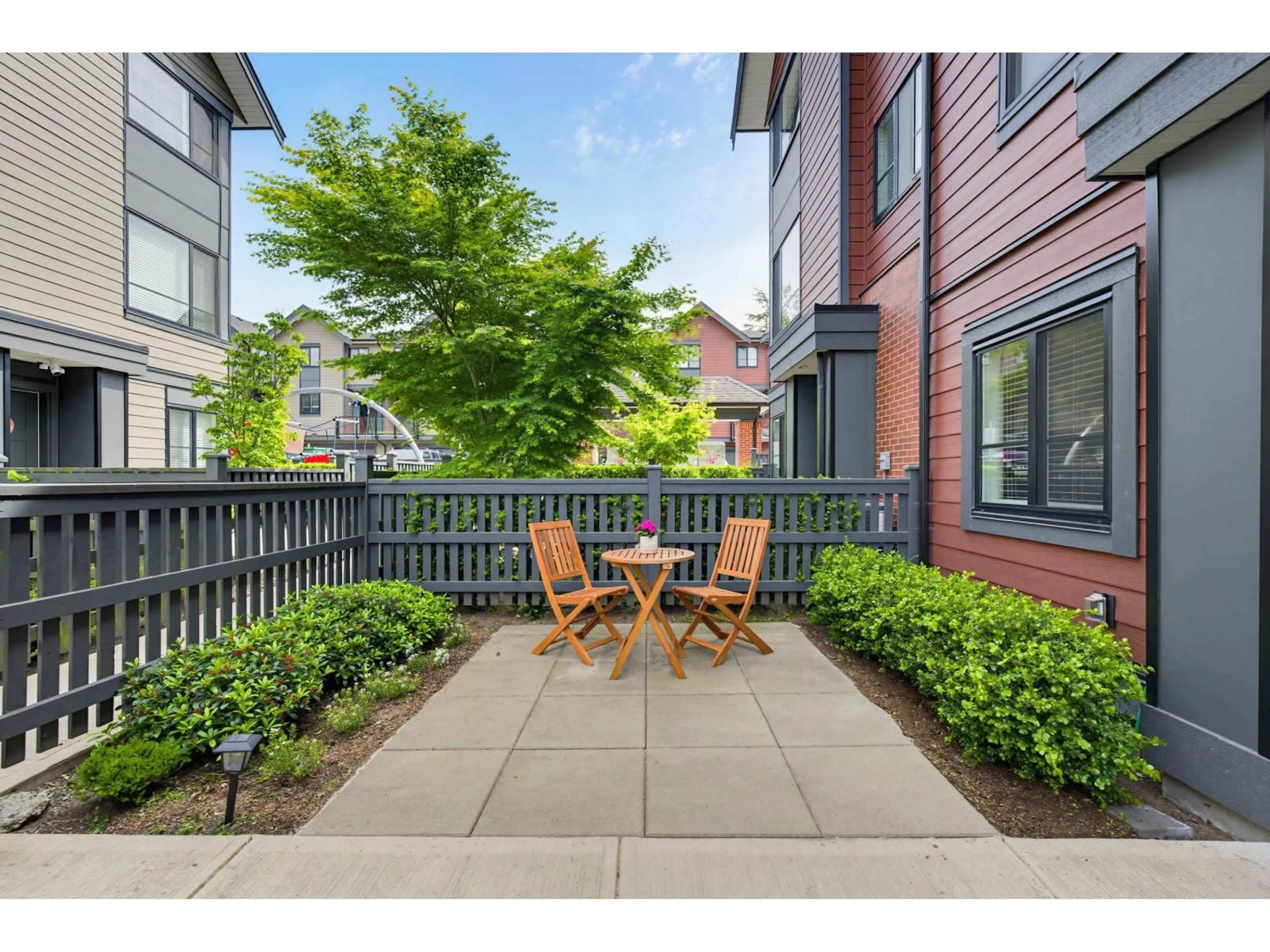Patio, street for 42 - 19897 75A AVENUE, Langley British Columbia V2Y3S2
