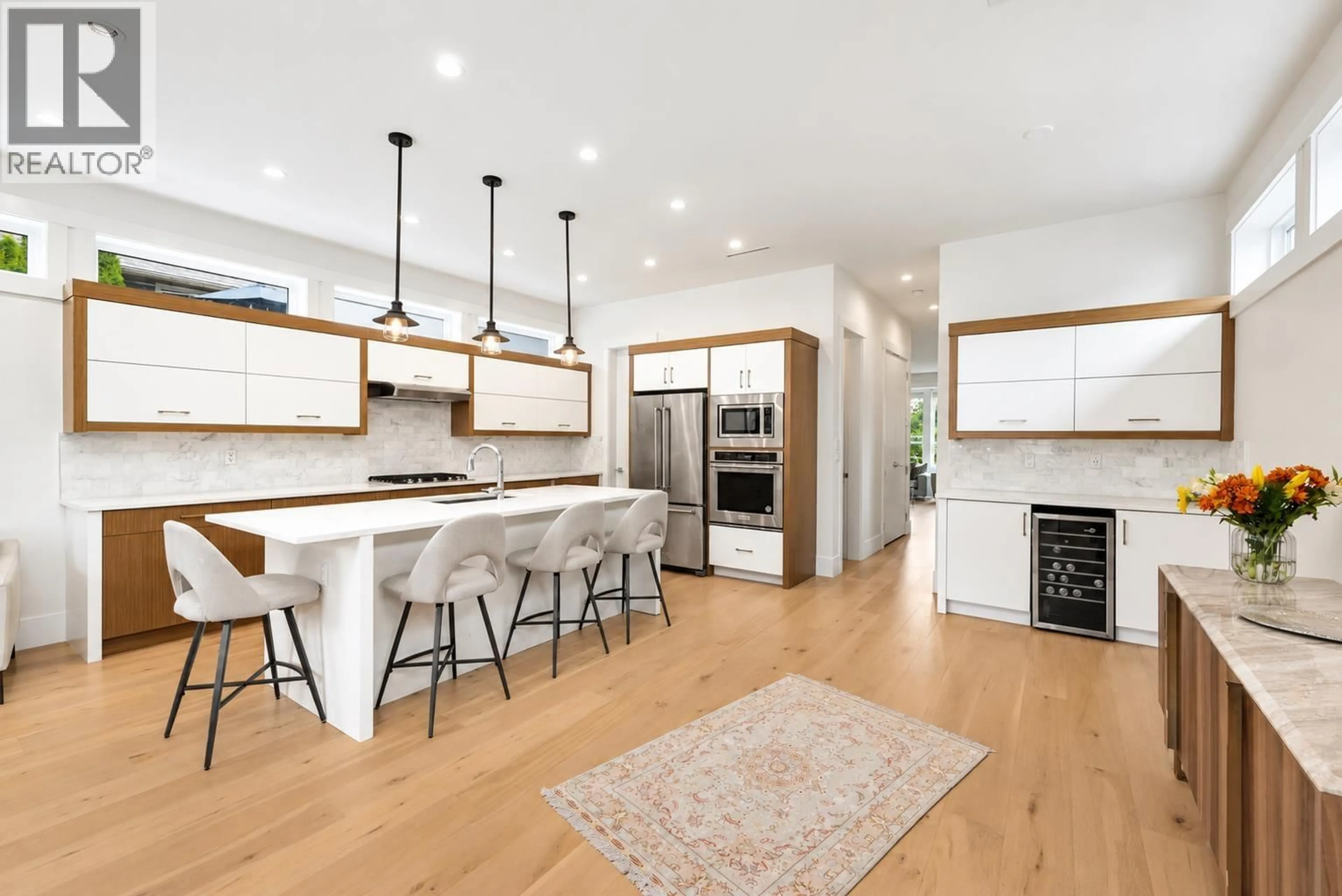 Open concept kitchen, unknown for 344 21 STREET, North Vancouver British Columbia V7L3B8