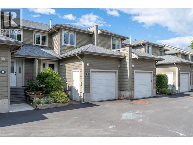 7 - 40200 GOVERNMENT ROAD, Squamish 2