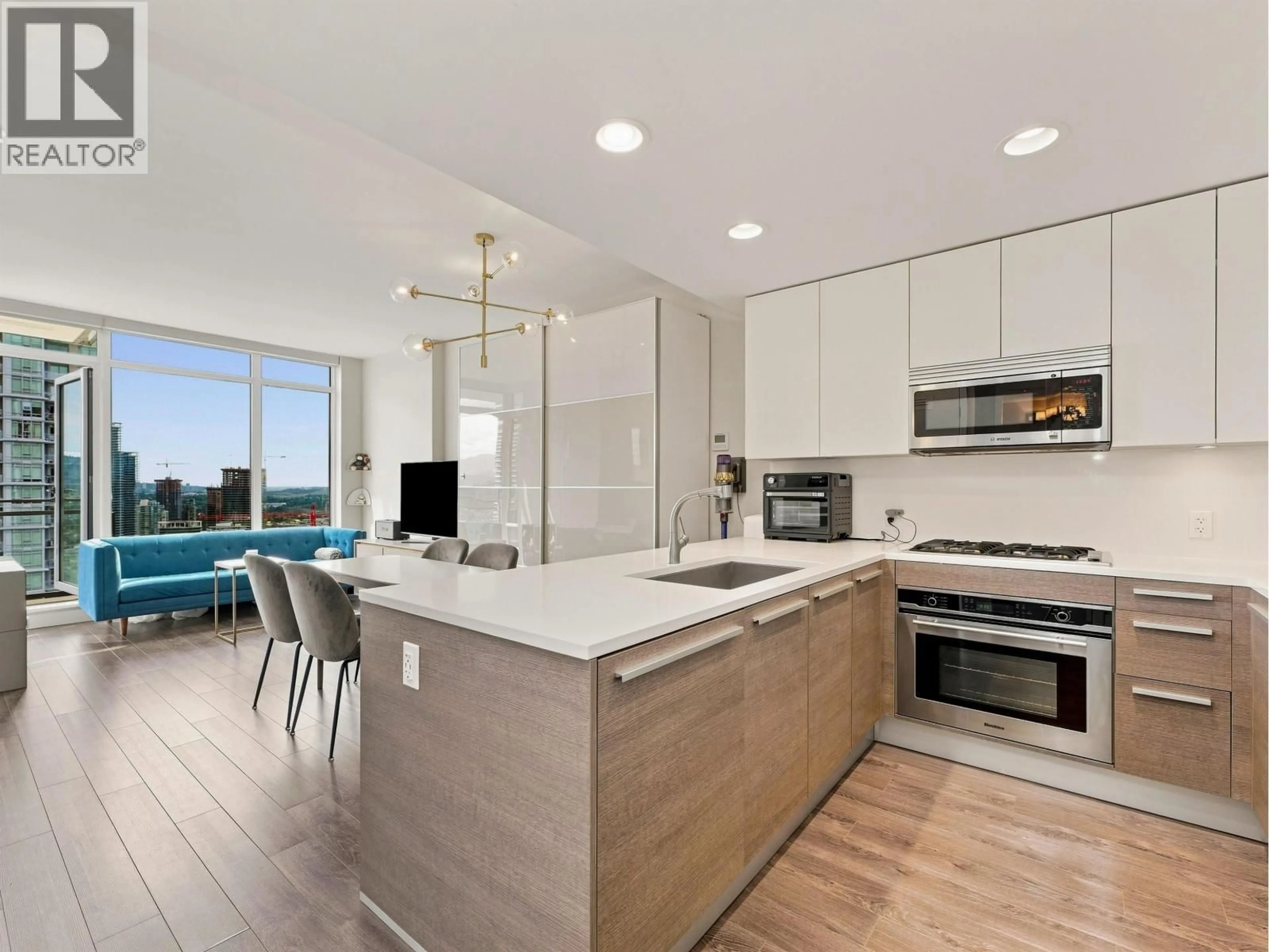 Open concept kitchen, unknown for 3405 - 2008 ROSSER AVENUE, Burnaby British Columbia V5C0H8