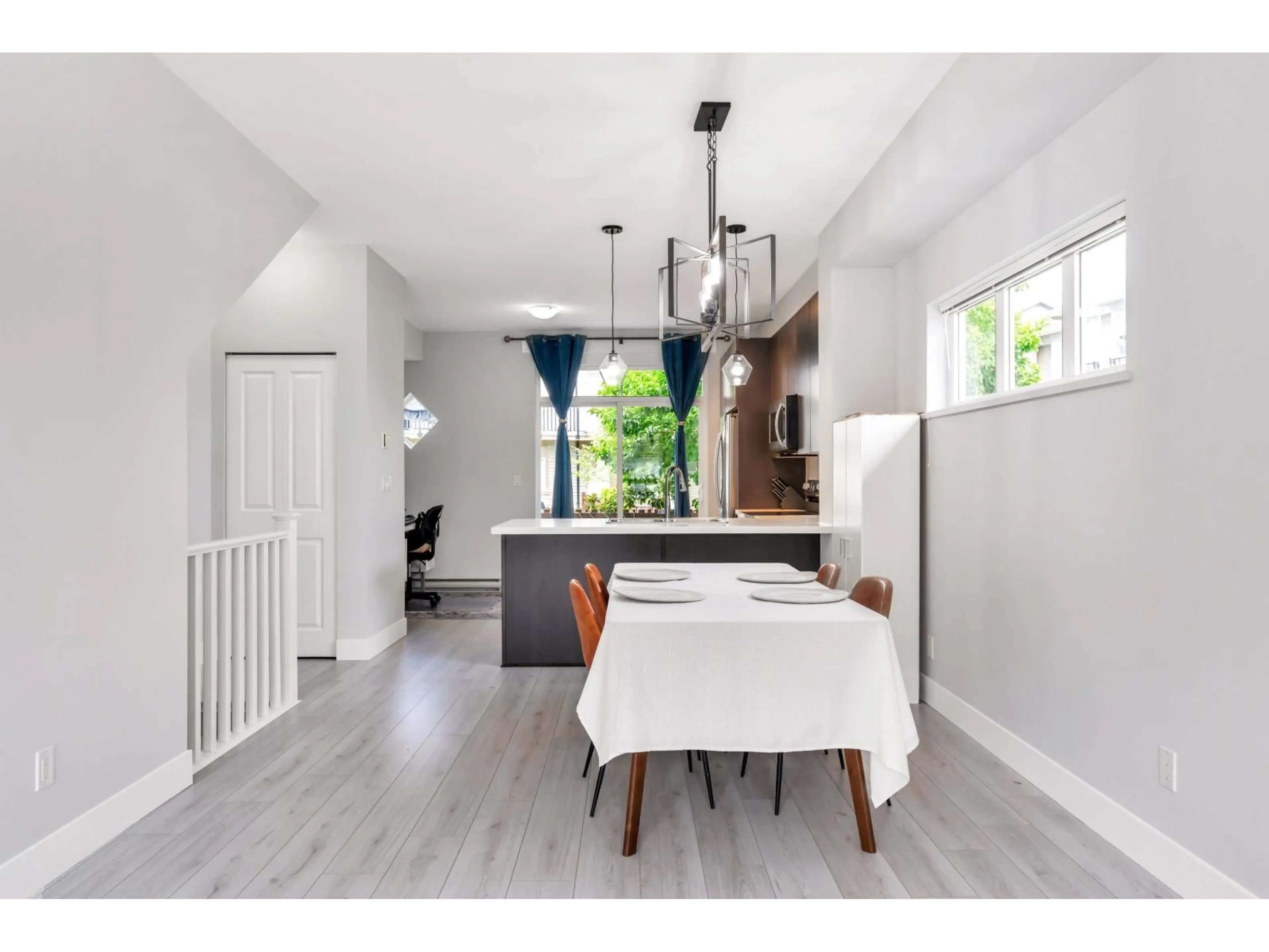 Unknown for 121 - 19505 68A AVENUE, Surrey British Columbia V4N6K3