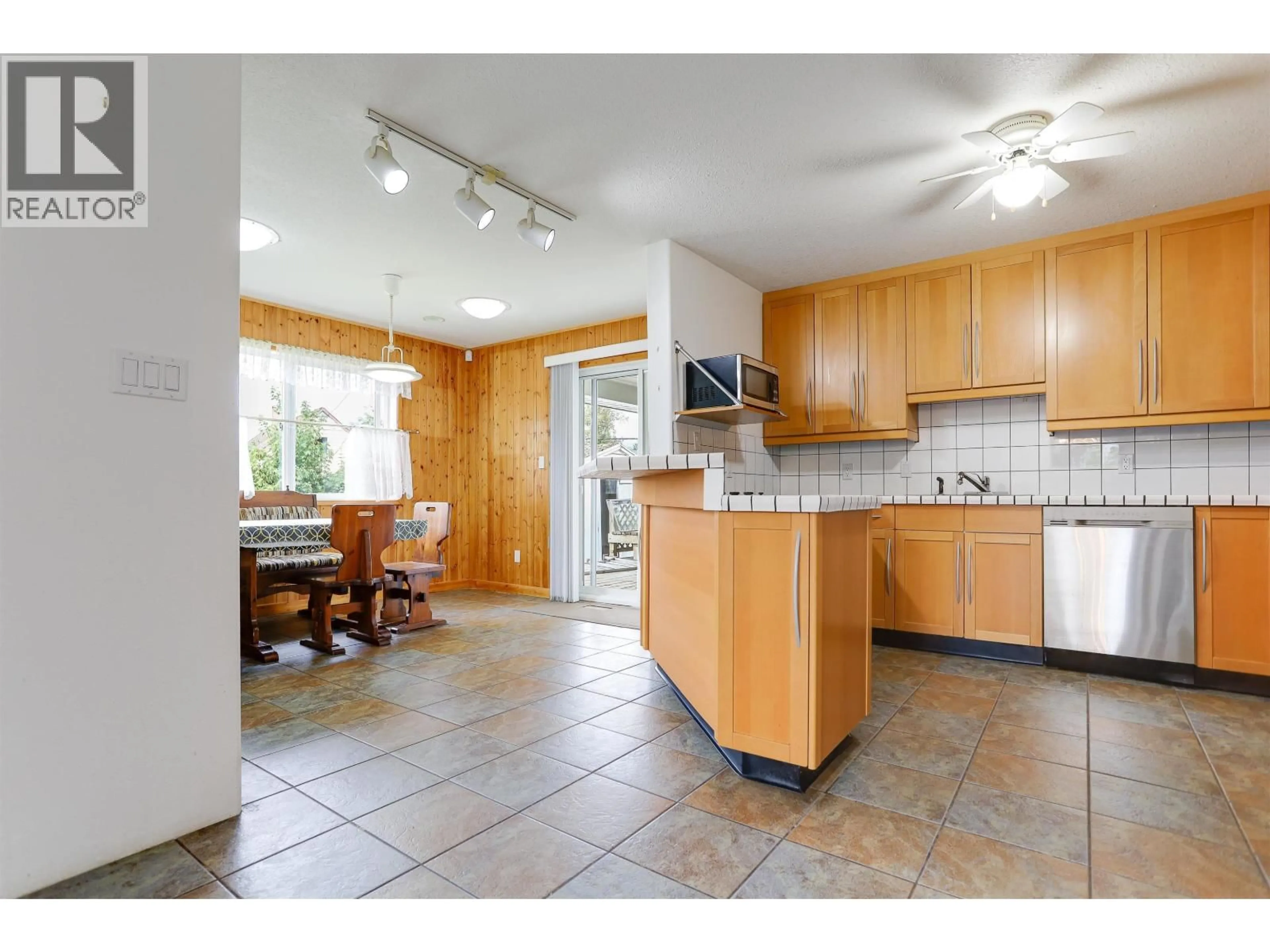 Unknown for 1270 ALBATROSS AVENUE, Kitimat British Columbia V8C1P8