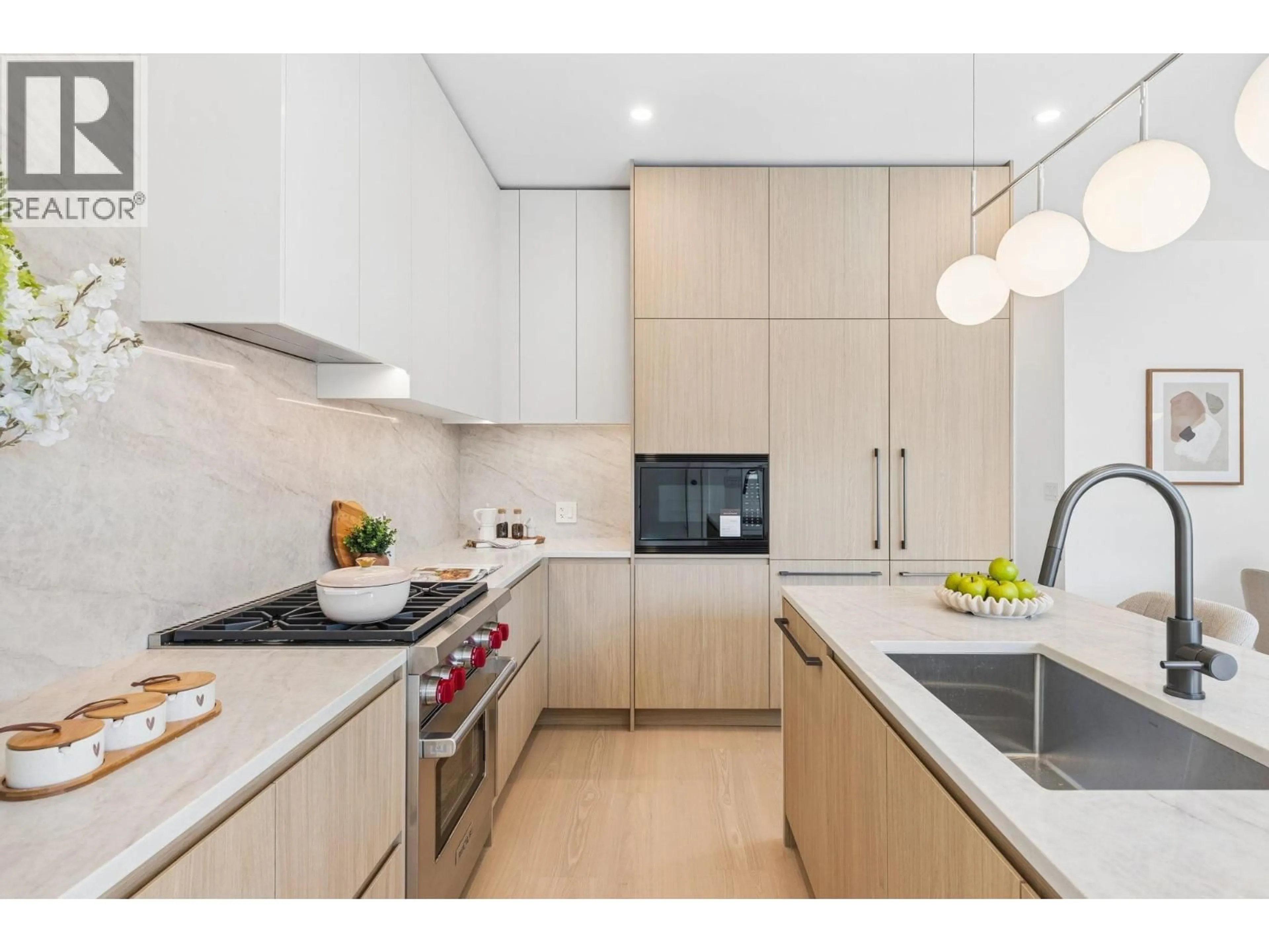 Unknown for 1 - 6040 LARCH STREET, Vancouver British Columbia V6M4E4