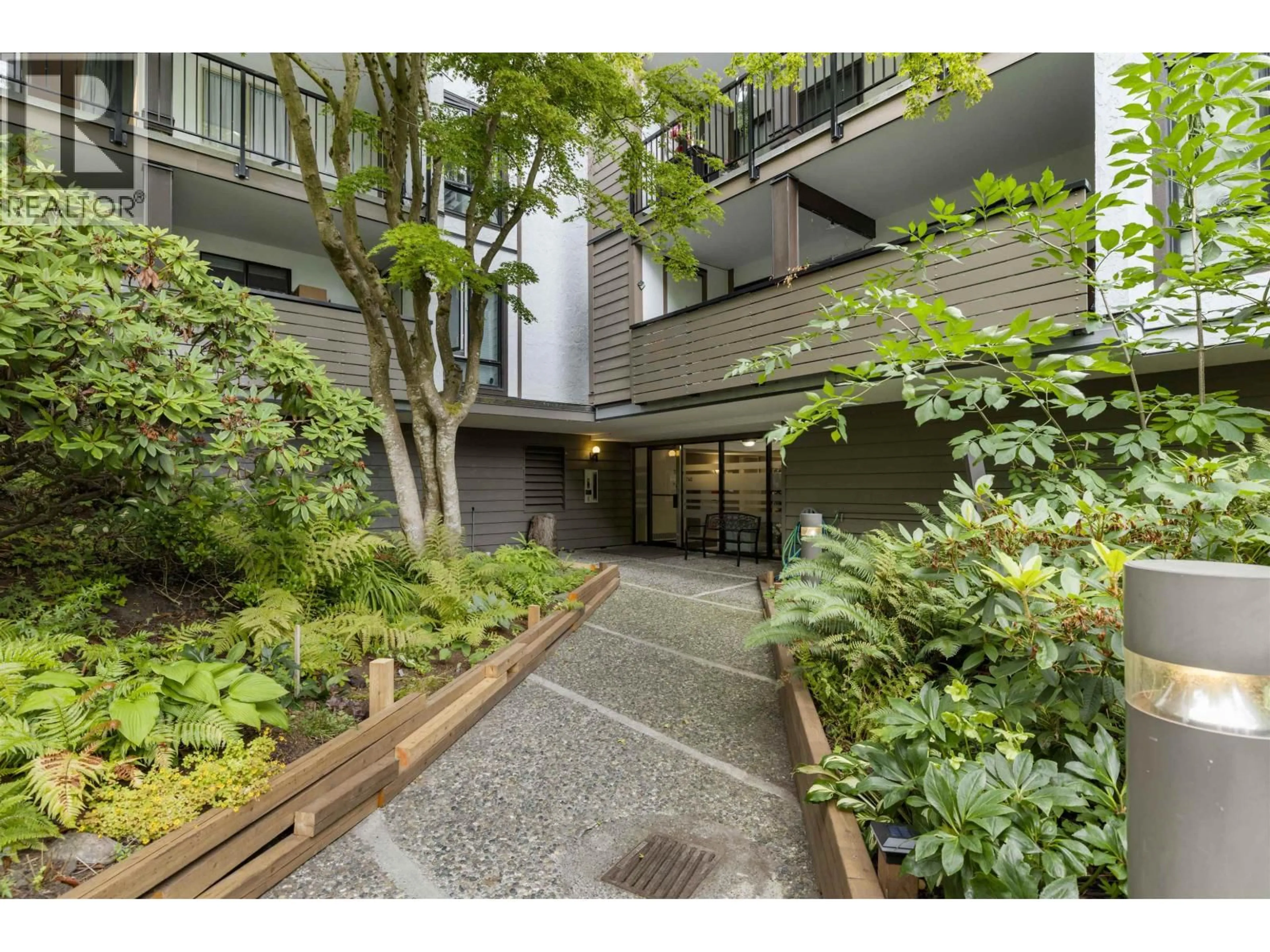 Unknown for 302 - 8760 NO. 1 ROAD, Richmond British Columbia V7C4L5