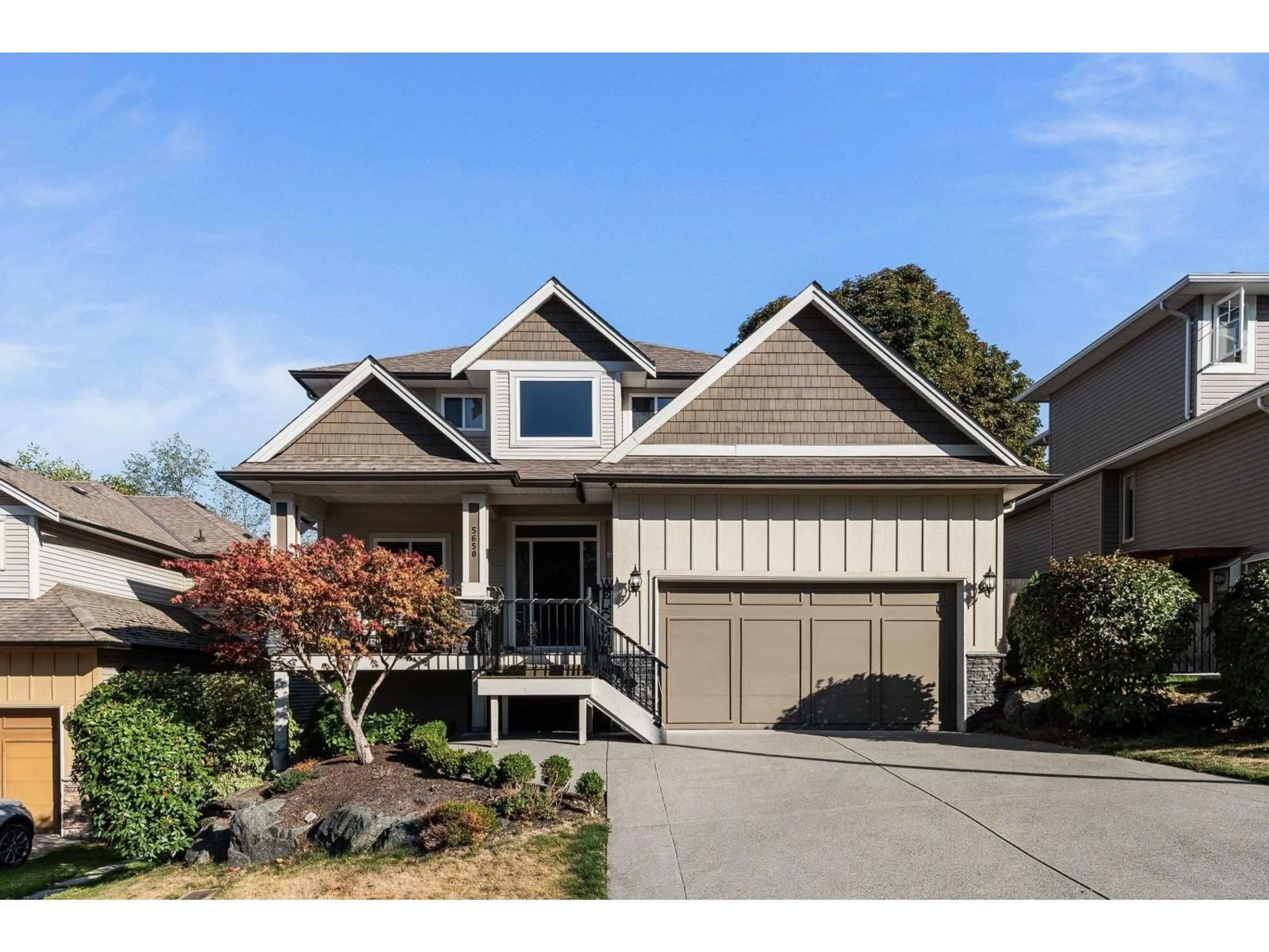 Home with vinyl exterior material, street for 5650 CEDARCREEK DRIVE, Chilliwack British Columbia V2R5W1
