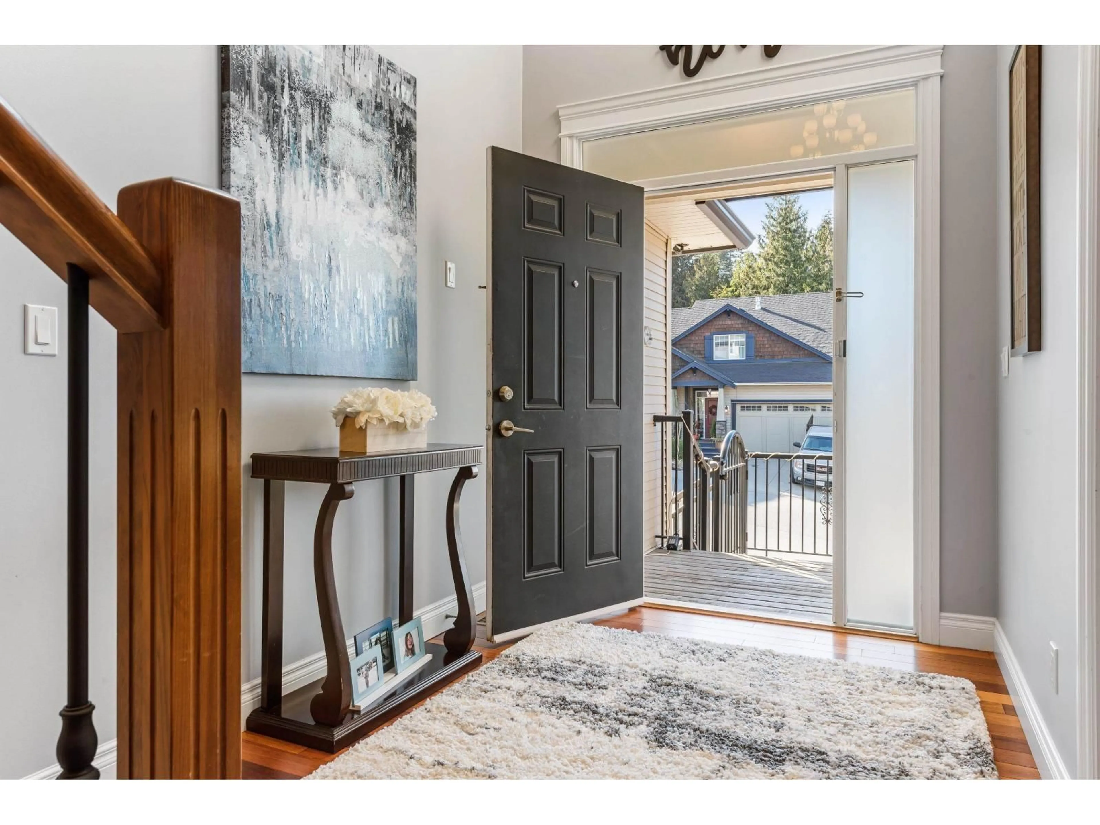 Indoor entryway for 5650 CEDARCREEK DRIVE, Chilliwack British Columbia V2R5W1