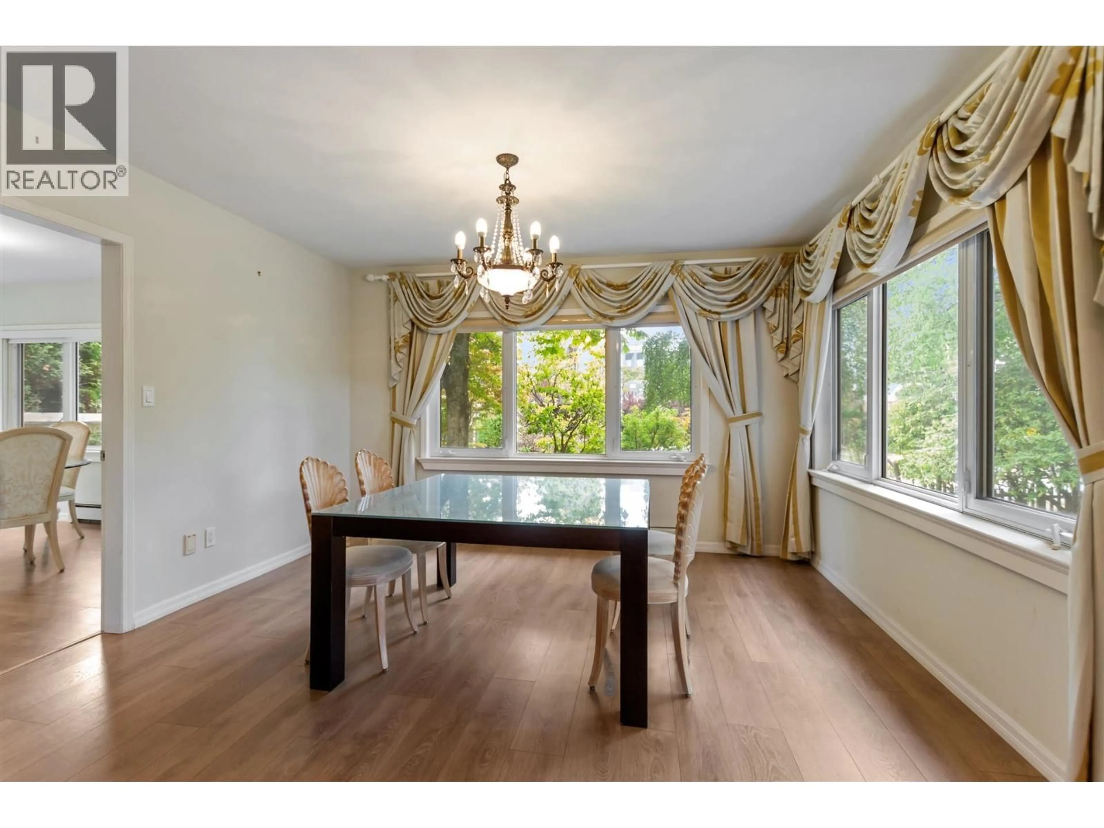 Dining room, wood/laminate floor for 1806 WESTERN PARKWAY, Vancouver British Columbia V6T1V4