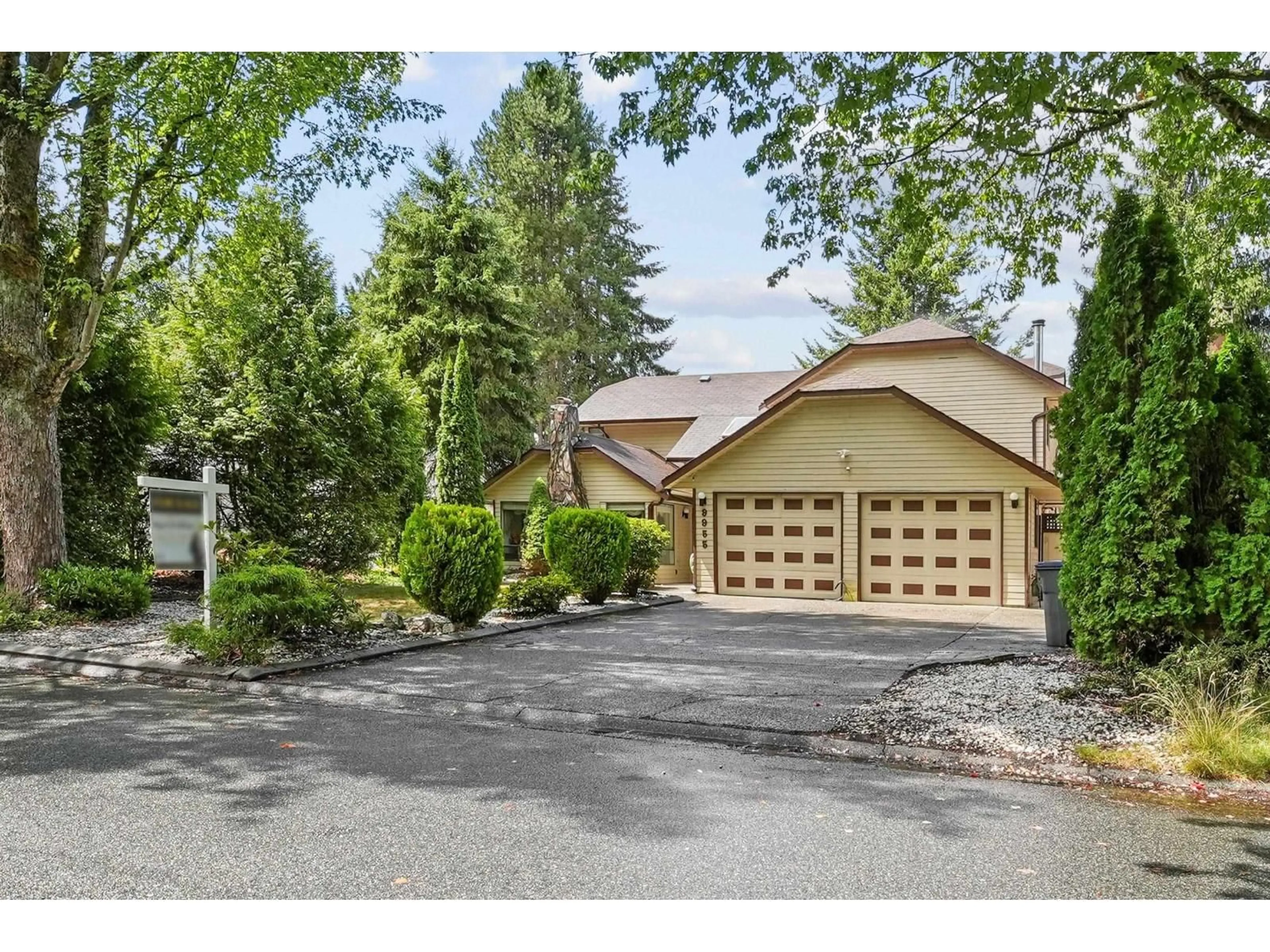 Unknown for 9955 149 STREET, Surrey British Columbia V3R7N2
