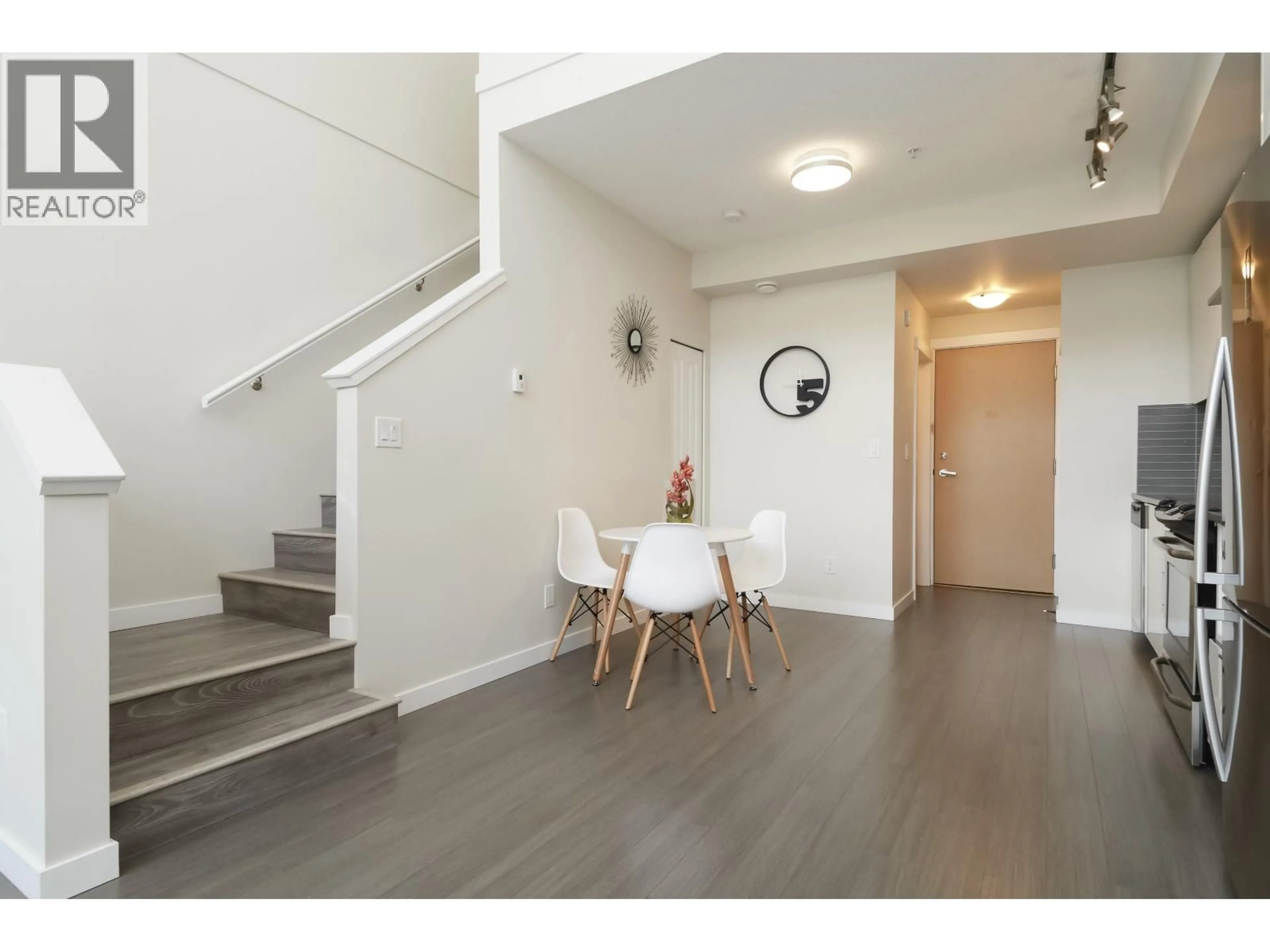 Unknown for 516 - 9168 SLOPES MEWS, Burnaby British Columbia V5A0E4