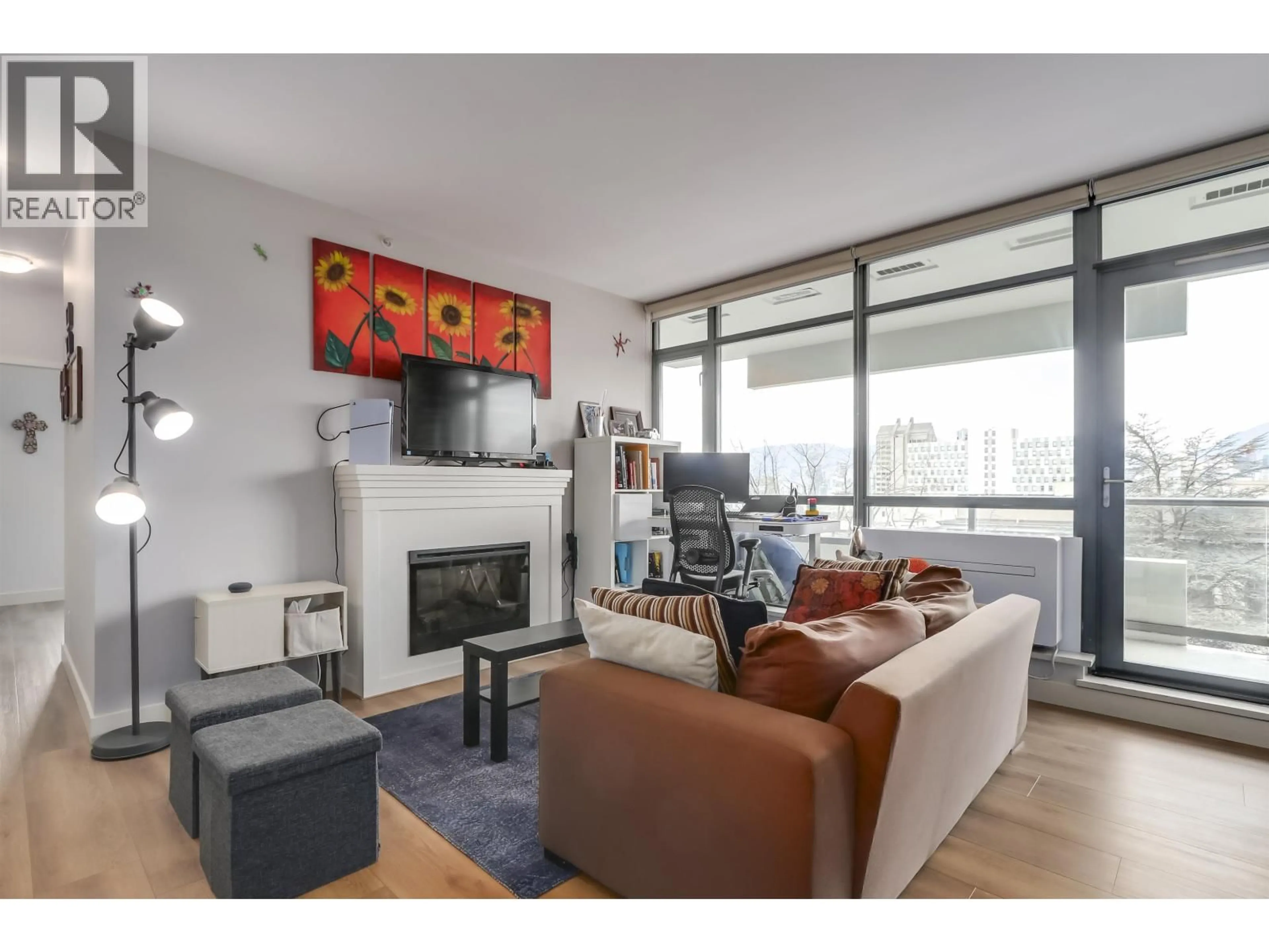 Living room with furniture, unknown for 604 - 2851 HEATHER STREET, Vancouver British Columbia V5Z0A2