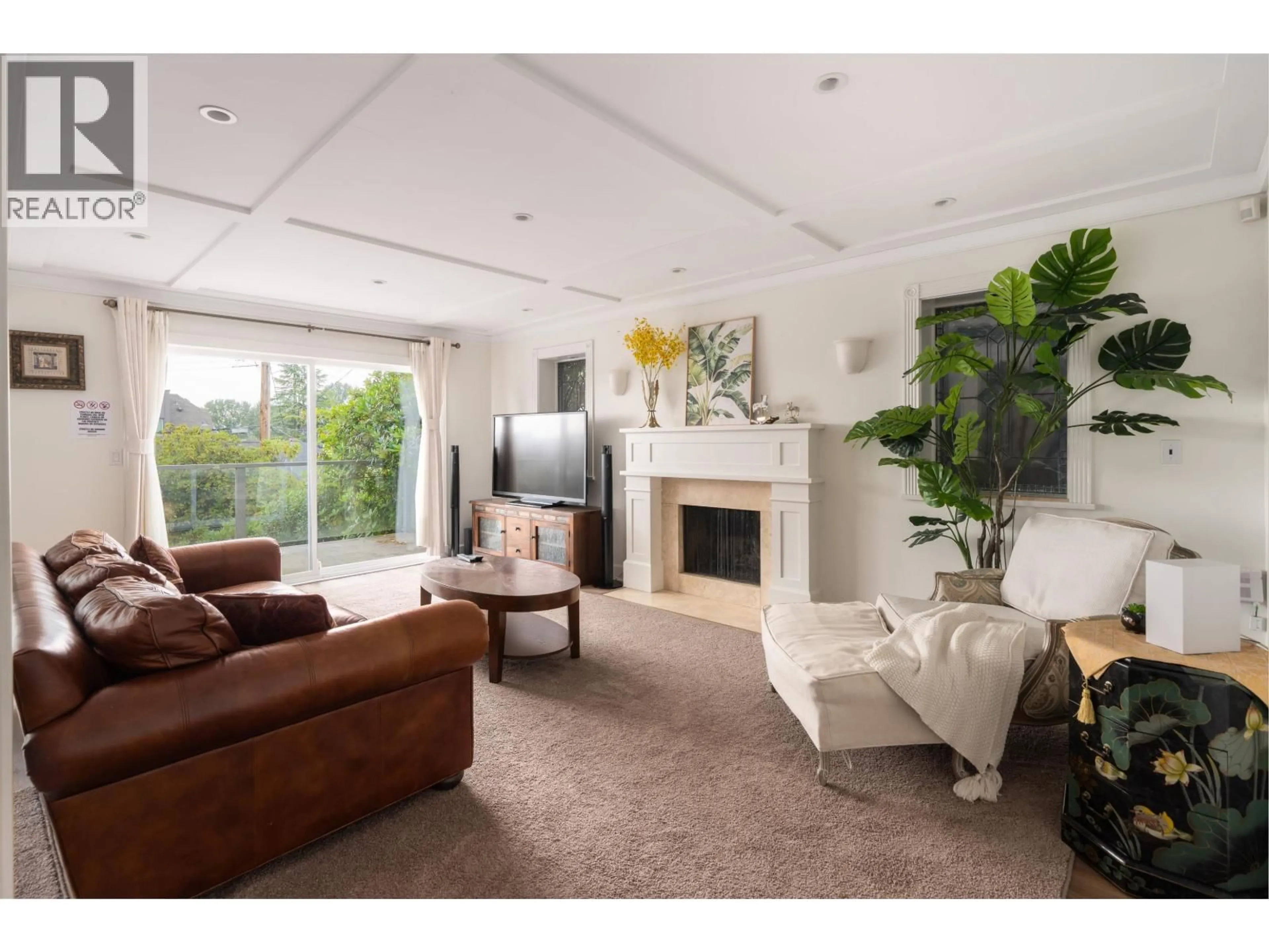 Living room with furniture, unknown for 4333 LOCARNO CRESCENT, Vancouver British Columbia V6R1G2