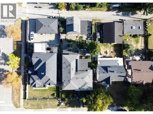 1806 TENTH AVENUE, New Westminster 3