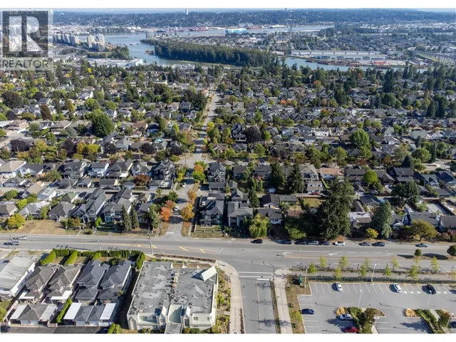 1806 TENTH AVENUE, New Westminster 5