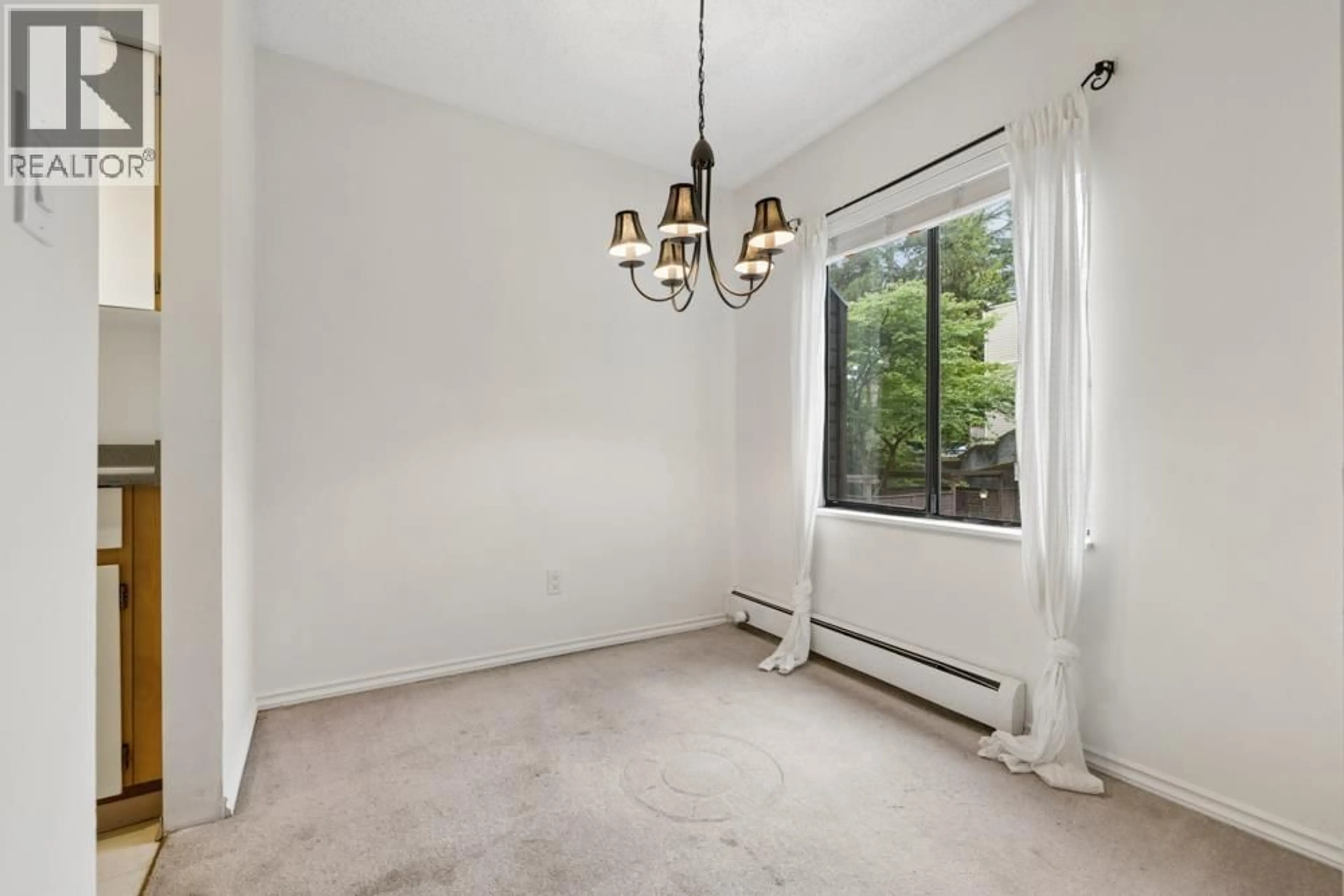A pic of a room for 203 - 1177 HOWIE AVENUE, Coquitlam British Columbia V3J1T9