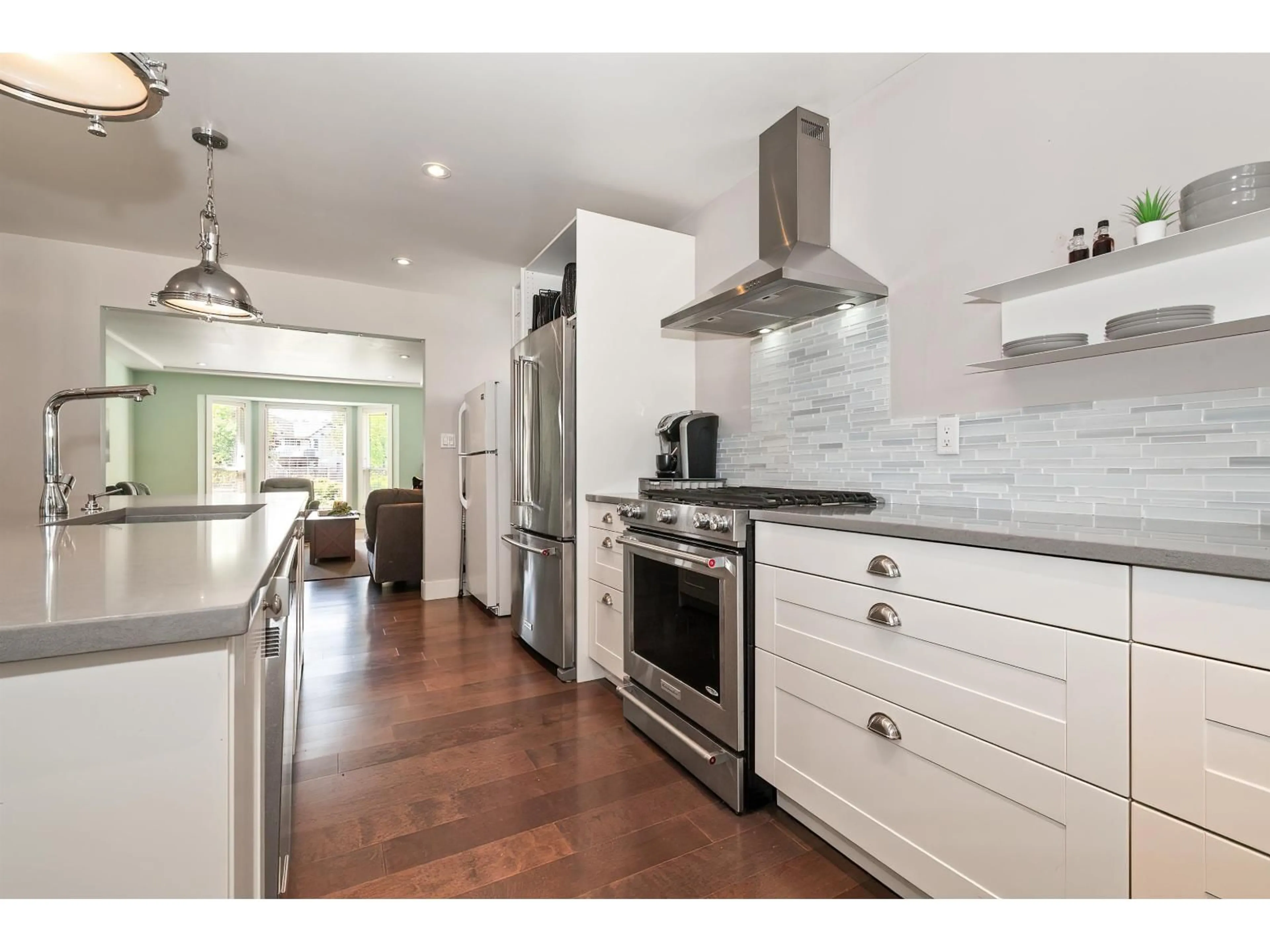 Open concept kitchen, unknown for 4970 216 STREET, Langley British Columbia V3A8B4