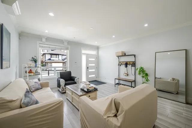 8494 FOREST GATE DRIVE, Chilliwack 2