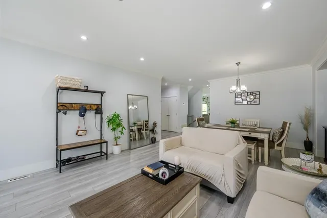 8494 FOREST GATE DRIVE, Chilliwack 4