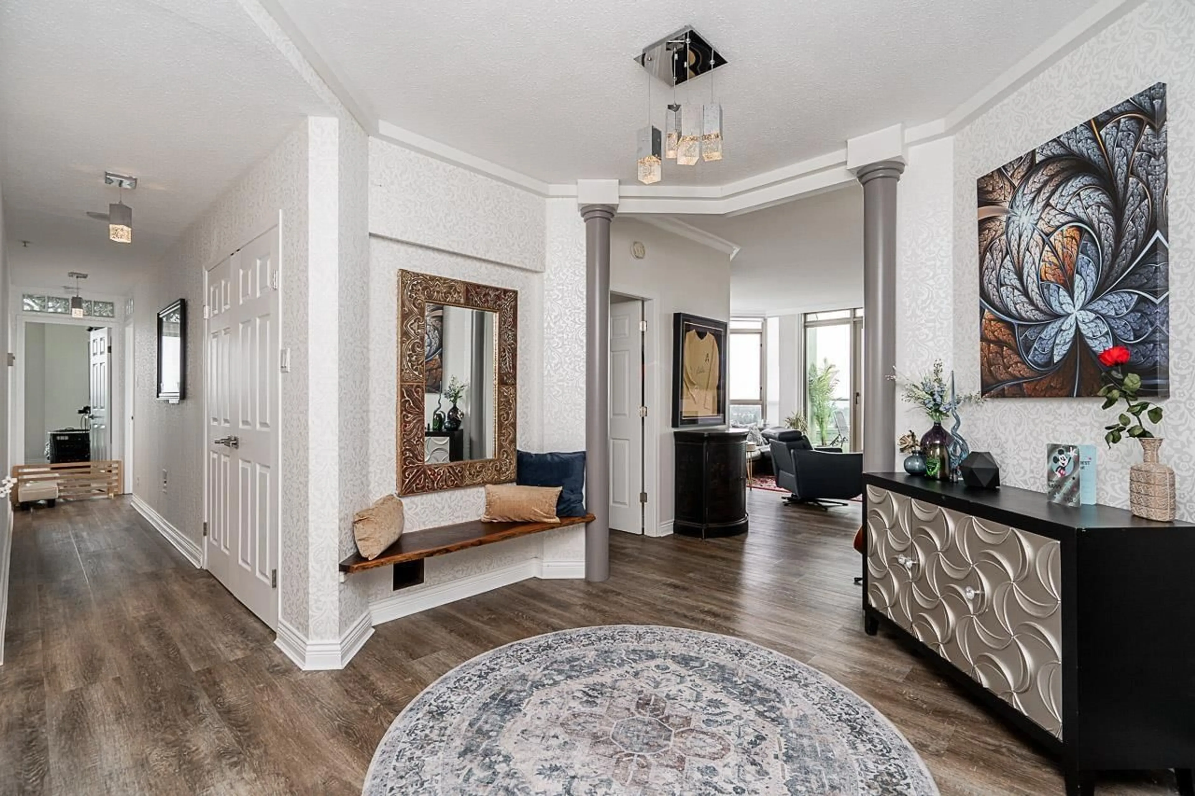 Indoor entryway for 2304 - 10082 148 STREET, Surrey British Columbia V3R0S3