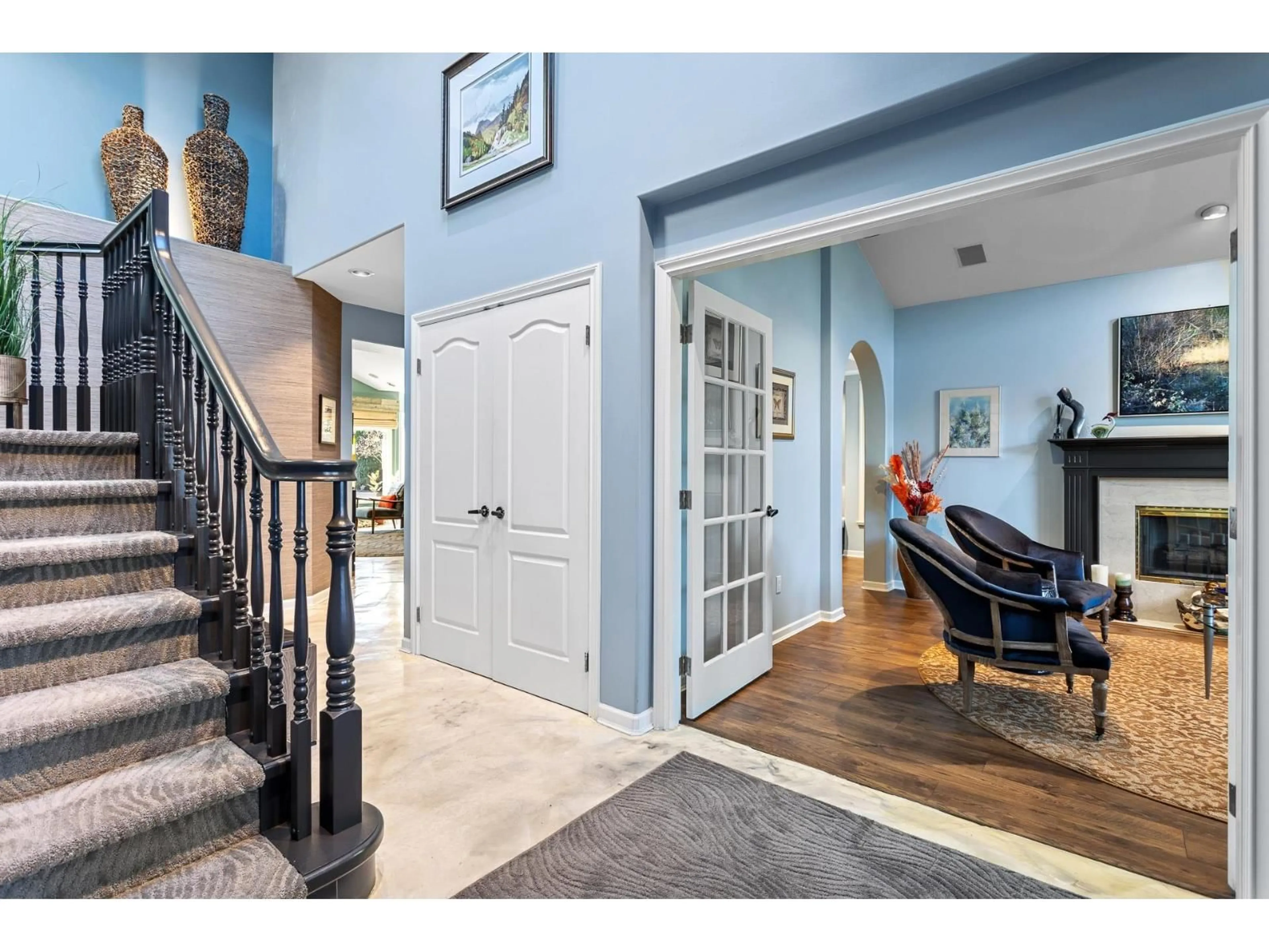 Indoor entryway for 2456 149A STREET, Surrey British Columbia V4P1N7