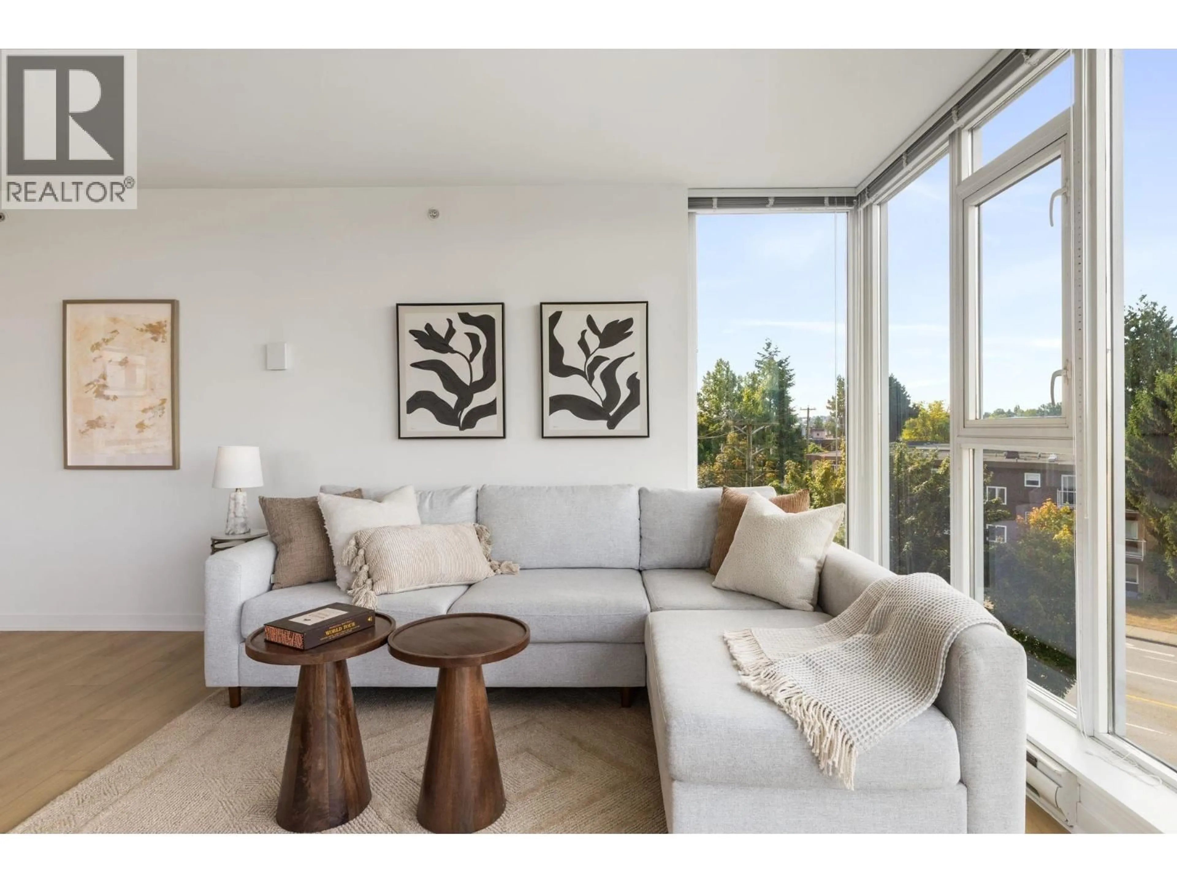 Living room with furniture, unknown for 501 - 2770 SOPHIA STREET, Vancouver British Columbia V5T0A4