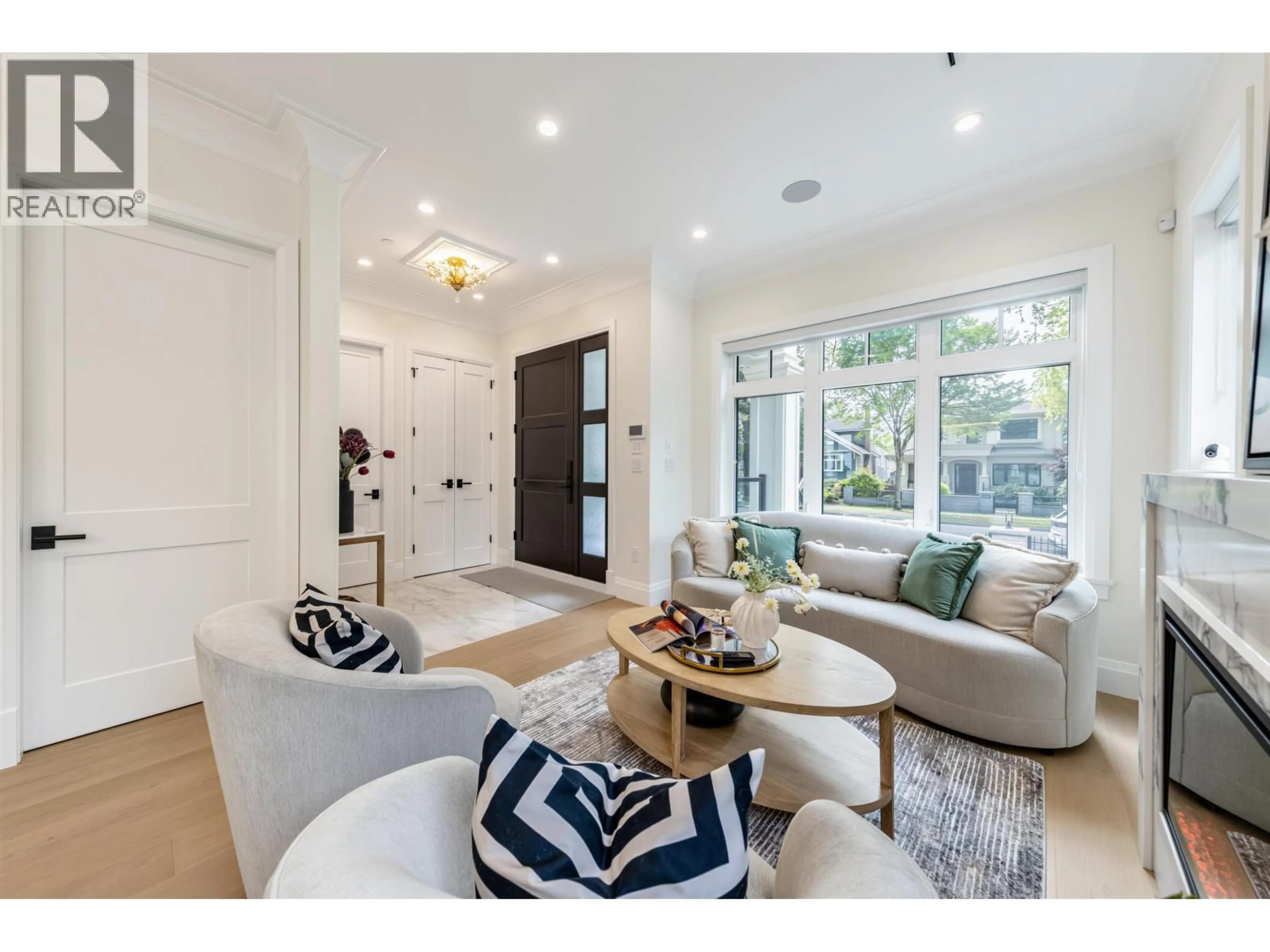 Living room with furniture, unknown for 2755 38TH AVENUE, Vancouver British Columbia V6N2W8