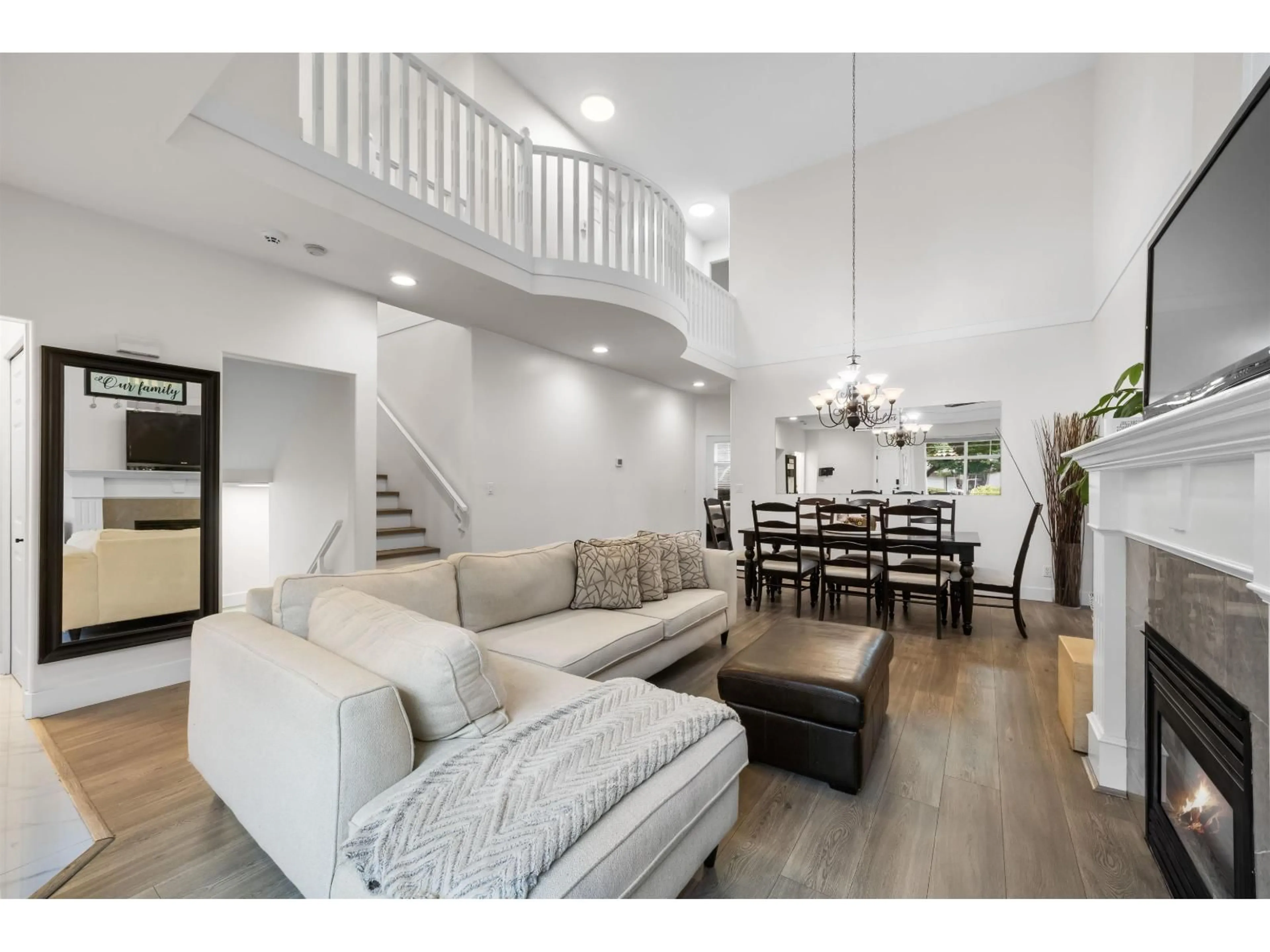 Unknown for 5814 122 STREET, Surrey British Columbia V3X3L5