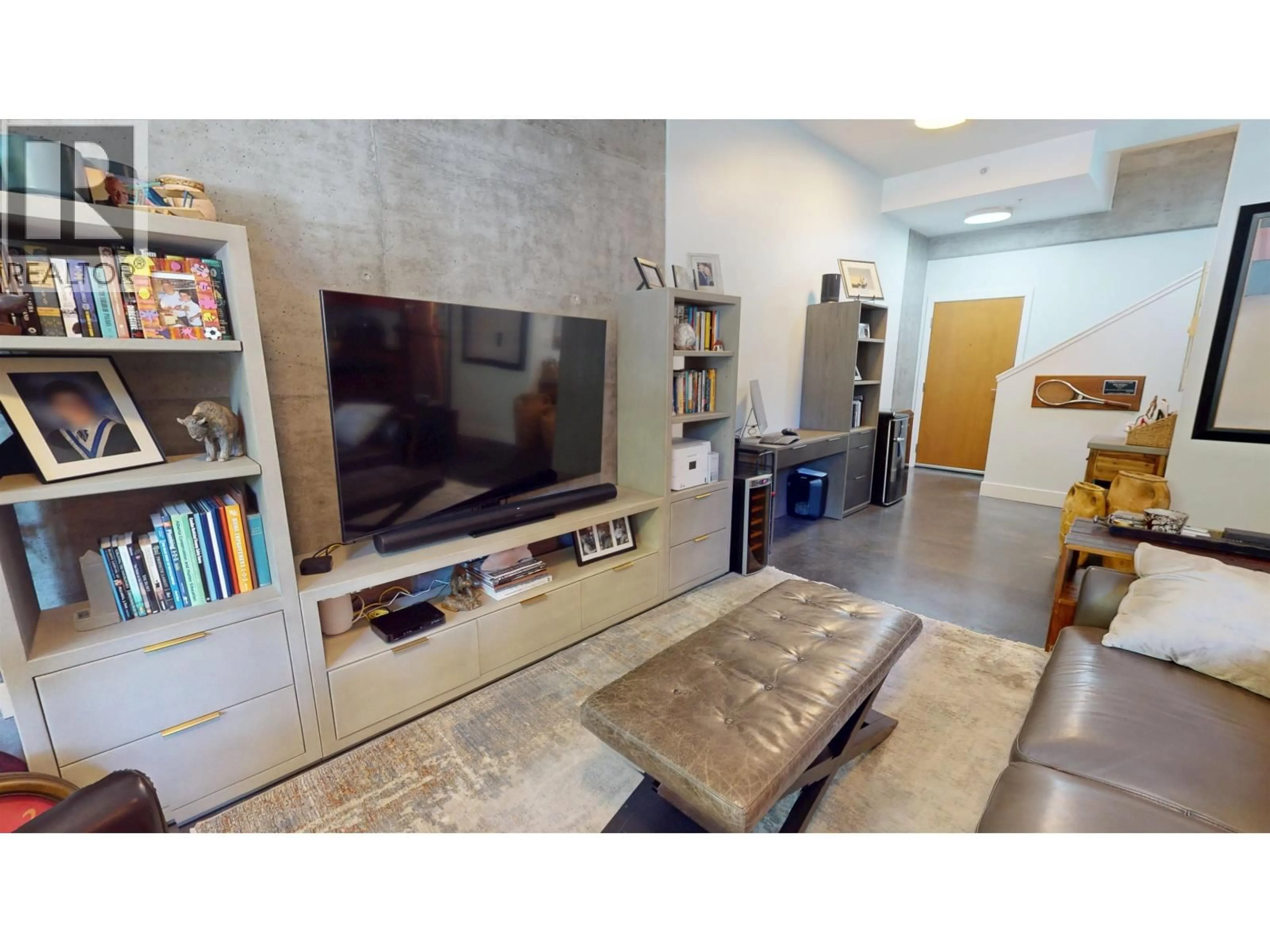 Living room with furniture, unknown for 357 11TH AVENUE, Vancouver British Columbia V5T4W3