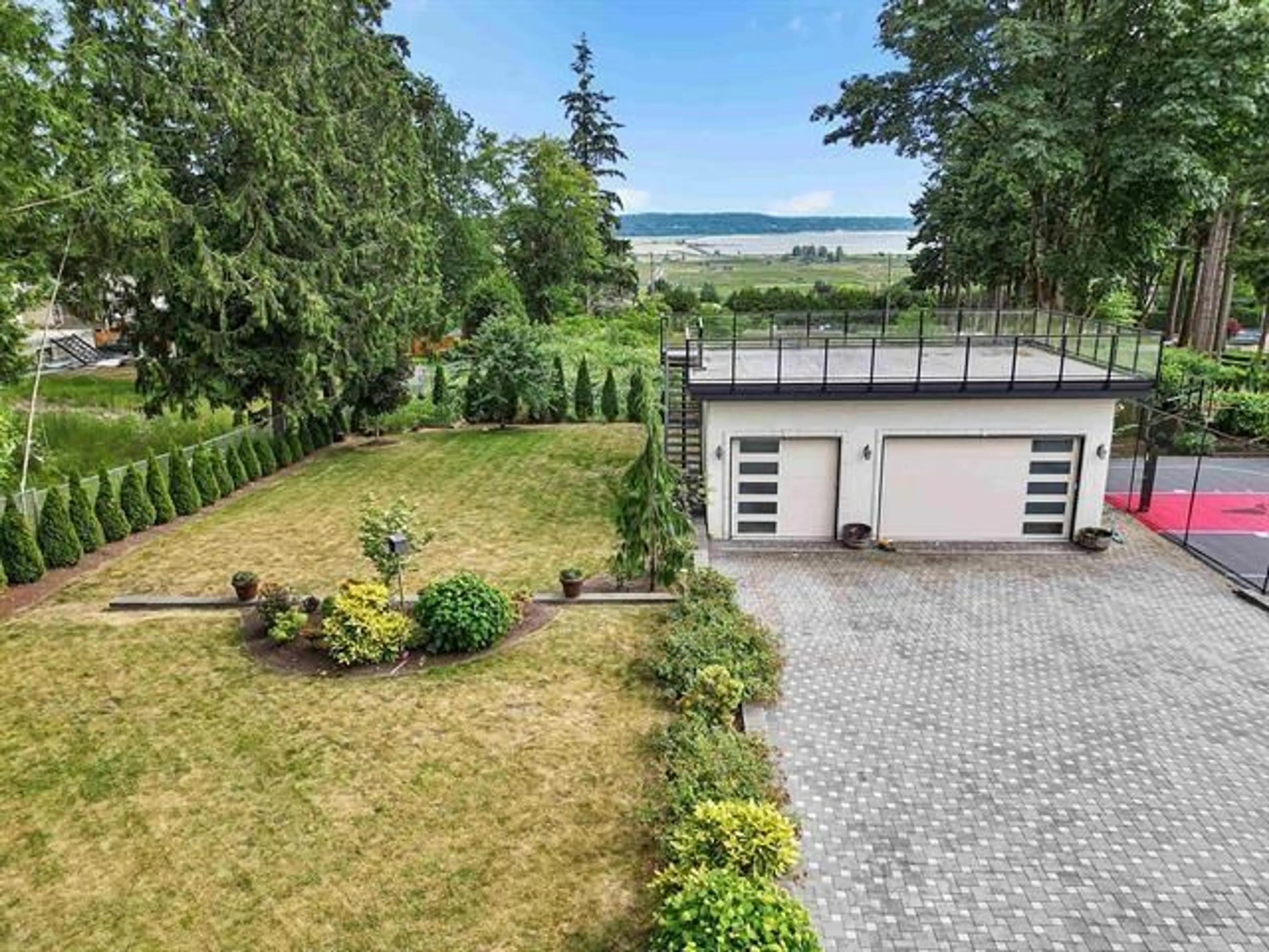 A pic from outside/outdoor area/front of a property/back of a property/a pic from drone, unknown for 13170 57 AVENUE, Surrey British Columbia V3X0K2