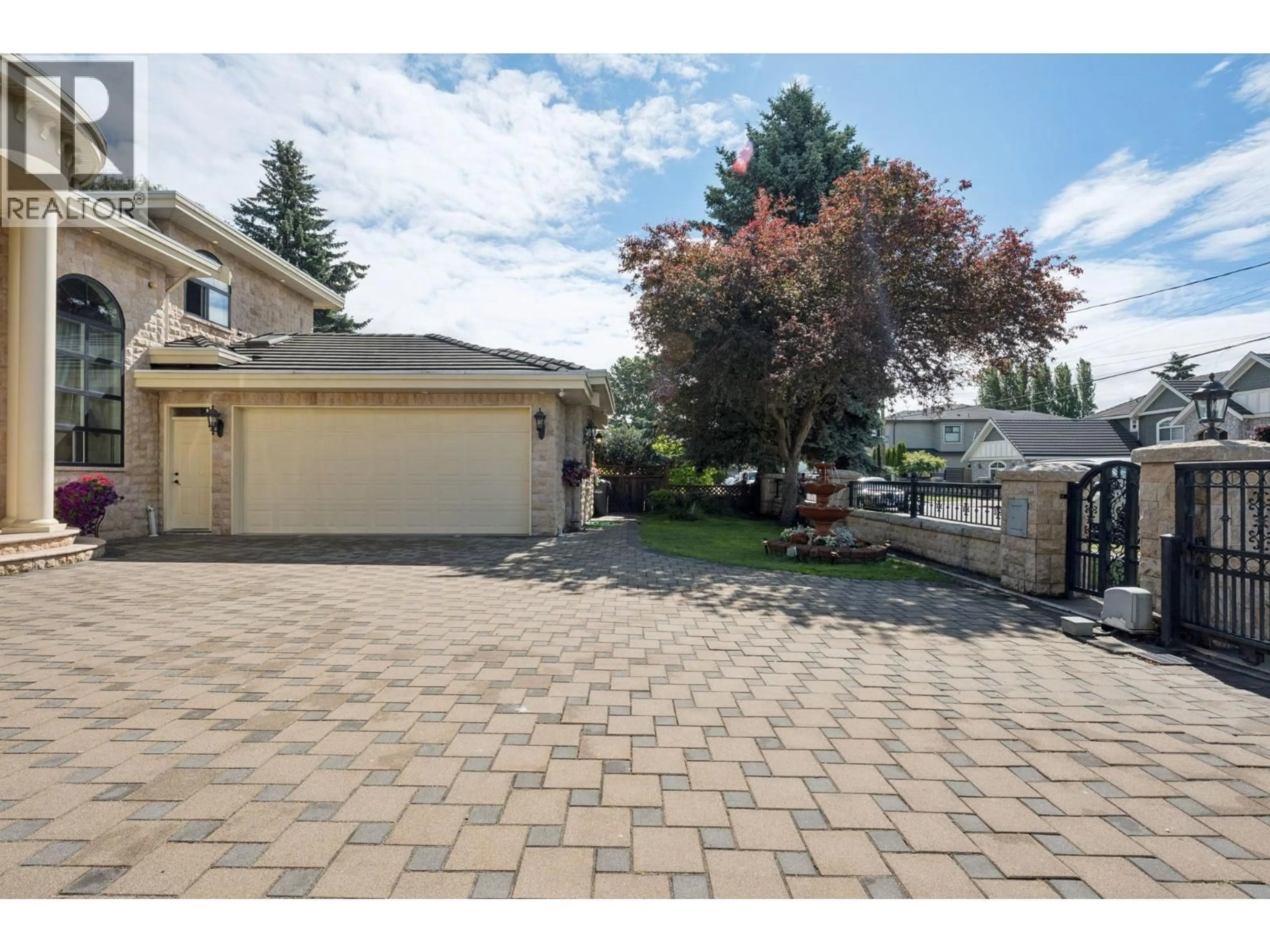 A pic from outside/outdoor area/front of a property/back of a property/a pic from drone, street for 3711 ULLSMORE AVENUE, Richmond British Columbia V7C1S3