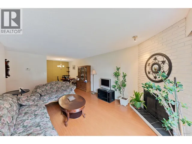 204 - 2299 30TH AVENUE, Vancouver 4