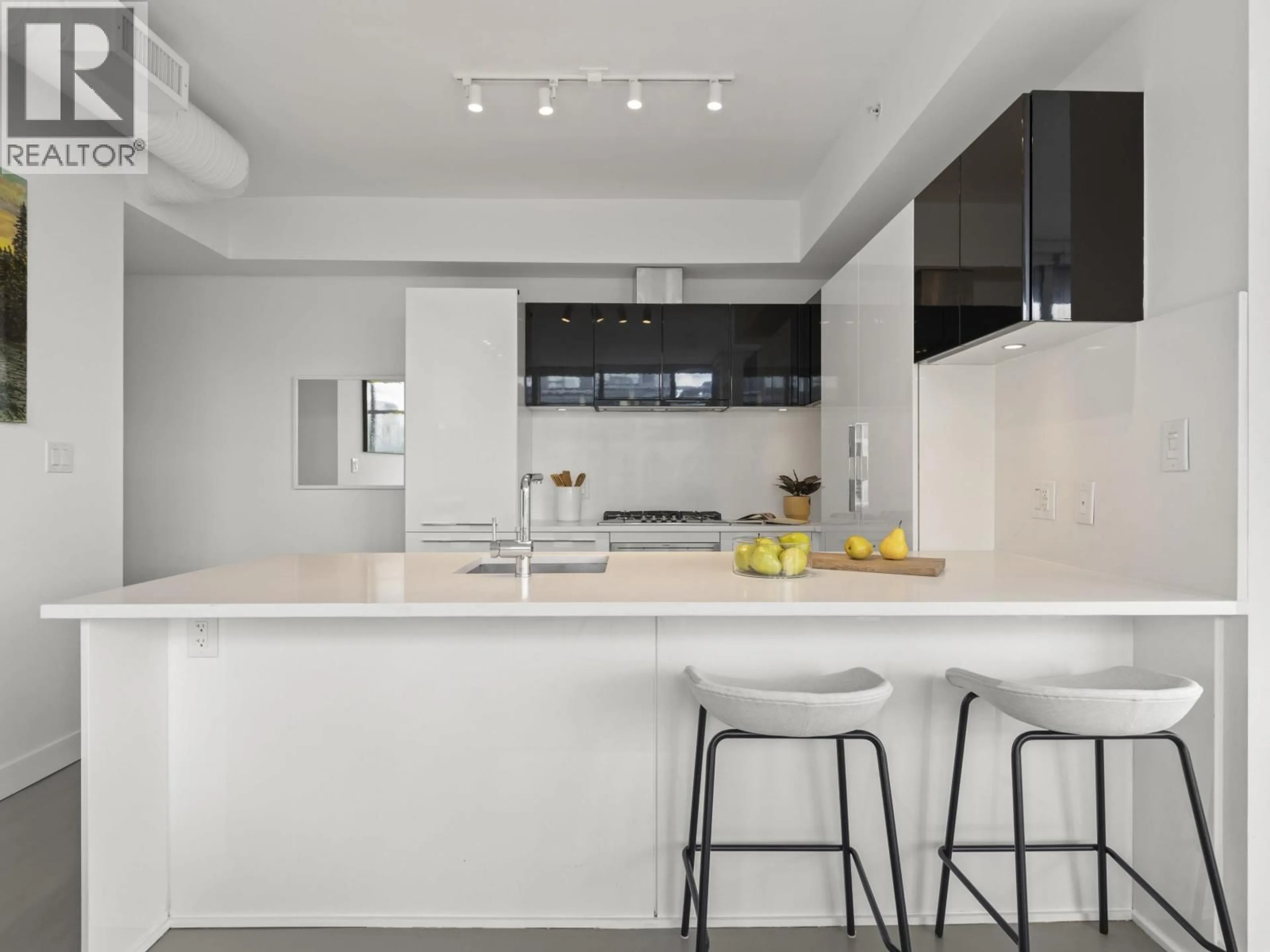 Contemporary kitchen, unknown for 1508 - 108 1ST AVENUE, Vancouver British Columbia V5T0E4