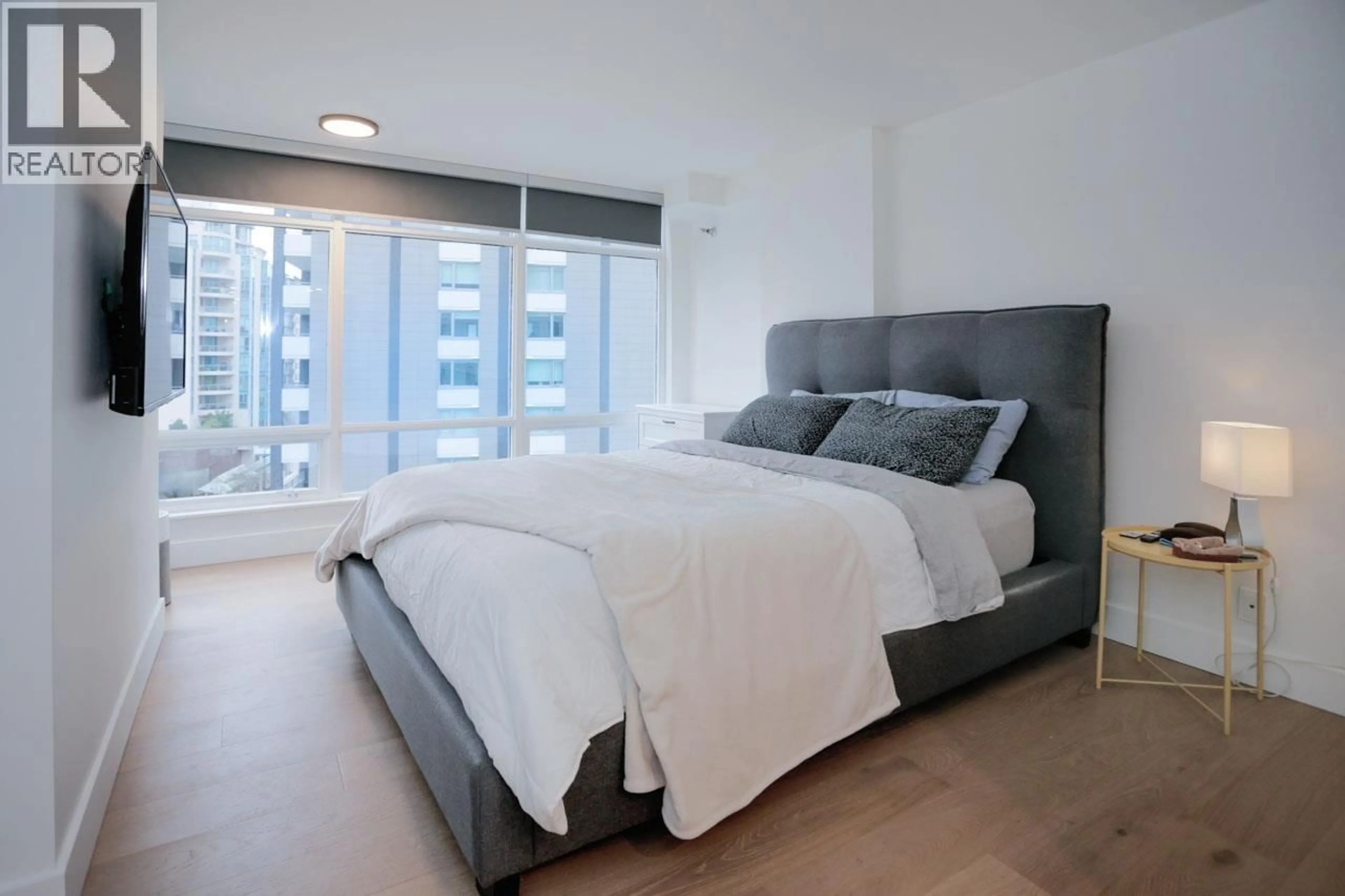 Bedroom with bed, unknown for 703 - 1288 ALBERNI STREET, Vancouver British Columbia V6E4N5